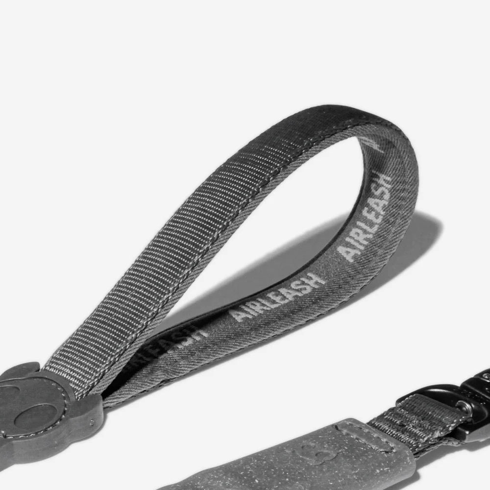 Carbon Fiber Dog Leash - Airleash Zee.Dog | Durable & Lightweight for Walking, Running & Outdoor Adventures