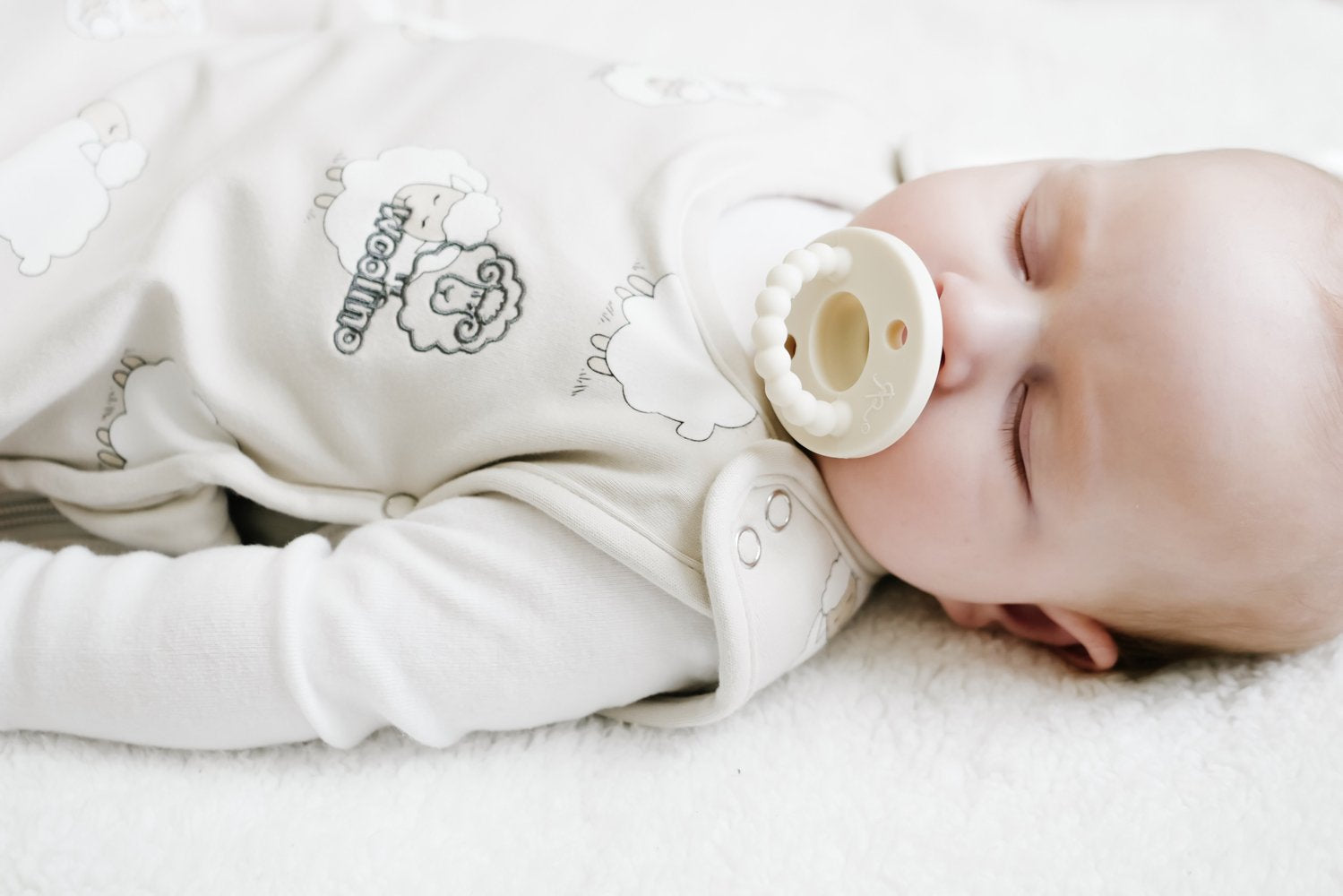 4 Season Baby Sleep Sack - Merino Wool & Organic Cotton for Newborn to 2 Years - Warm & Breathable Infant Sleeping Bag for All Seasons - Perfect for Nursery, Daycare & Travel