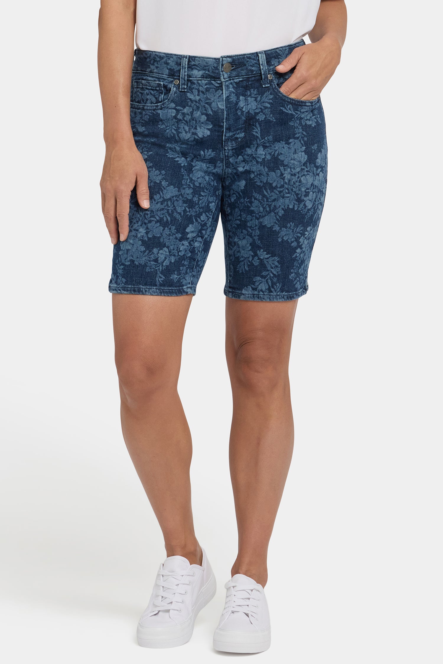 Ella Denim Shorts for Women - High Waisted Indigo Oak Park Jeans - Perfect for Casual Outfits, Summer Wear & Street Style