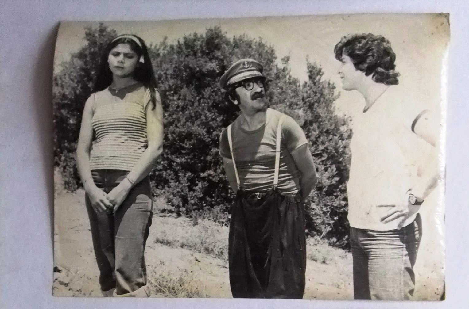 Vintage 1980s Syrian Arabic Movie Photos - Set of 12 Boneless Fish Film Stills Featuring Dureid Laham | Collectible Cinema Memorabilia for Film Enthusiasts & Middle Eastern Culture Lovers