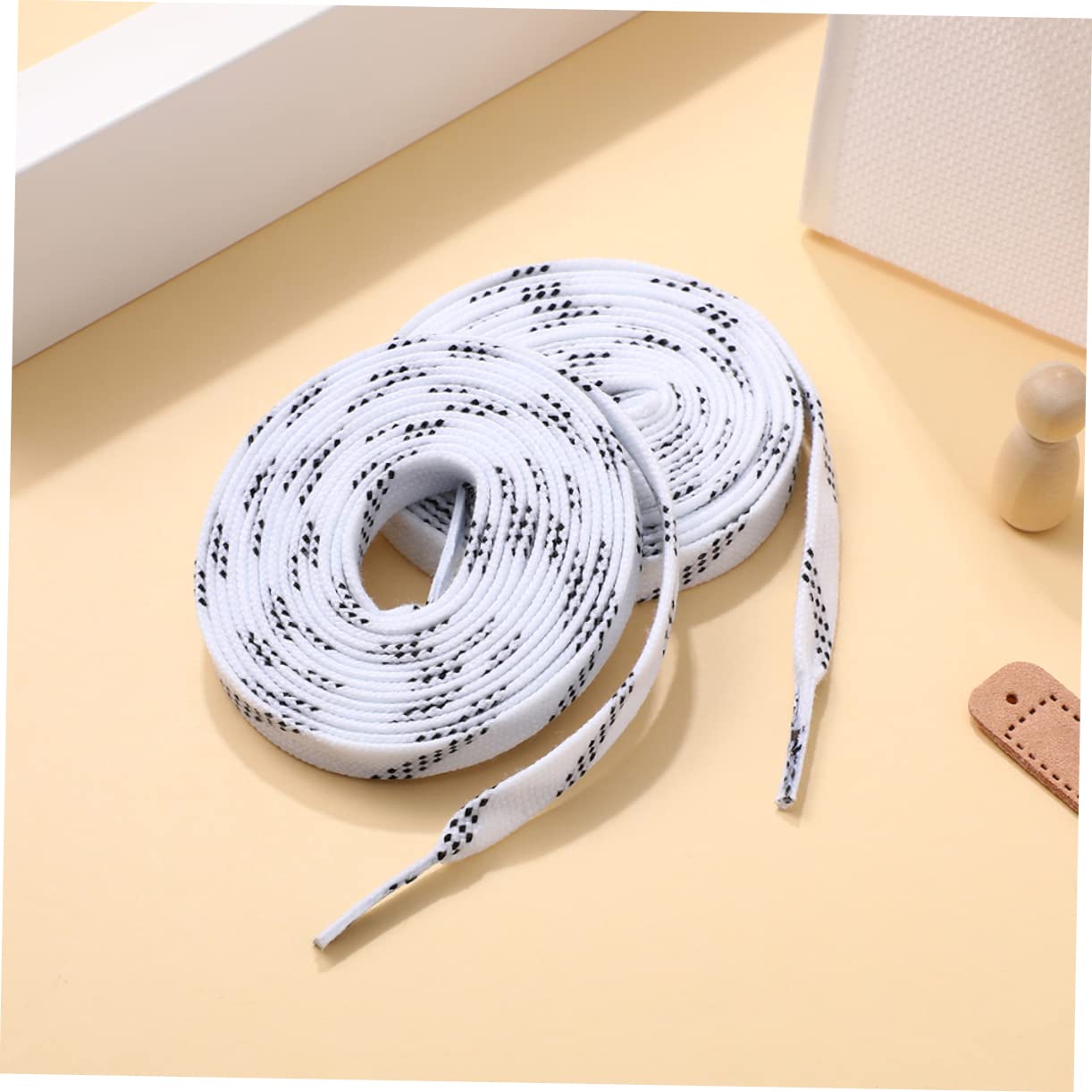 10 Pairs Sports Shoelaces - Durable Flat Laces for Ice Skates, Hockey Skates & Casual Shoes | Polyester Material for Long-Lasting Performance | Perfect for Figure Skating, Hockey Games & Everyday Wear