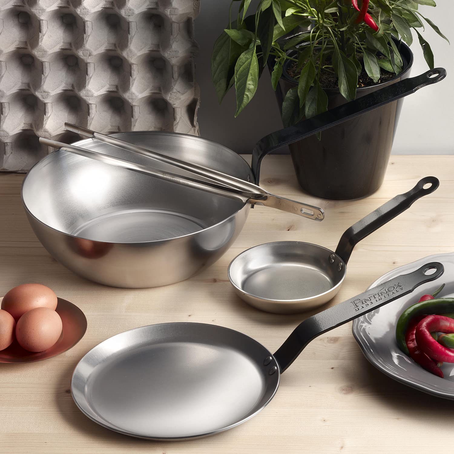 PINTINOX Excalibur Series Conical Wok - 34cm Italian Cast Iron Induction Compatible - Perfect for Stir-Frying, Sautéing & Asian Cooking