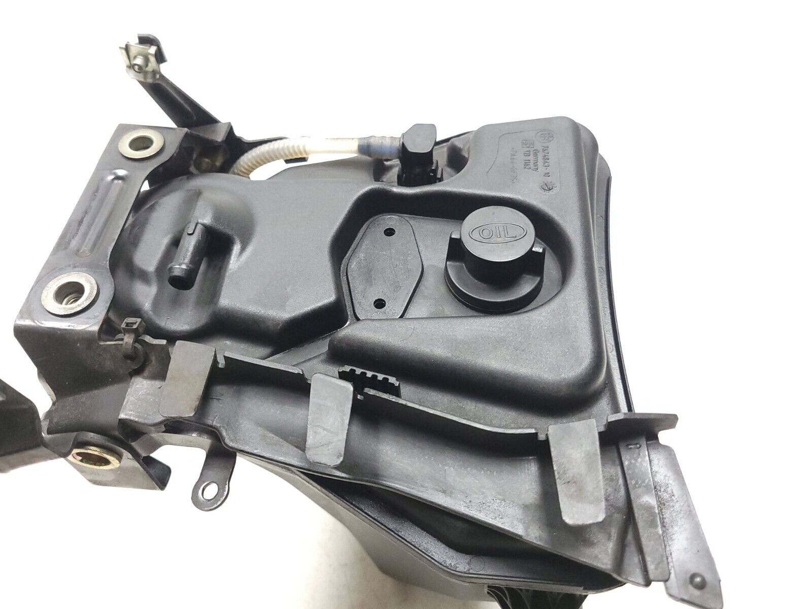 Genuine OEM BMW K1200R K1200 Oil Tank 7674843 10 - Replacement Part for 2005-2008 BMW Motorcycles | Perfect for Engine Maintenance & Oil System Repairs
