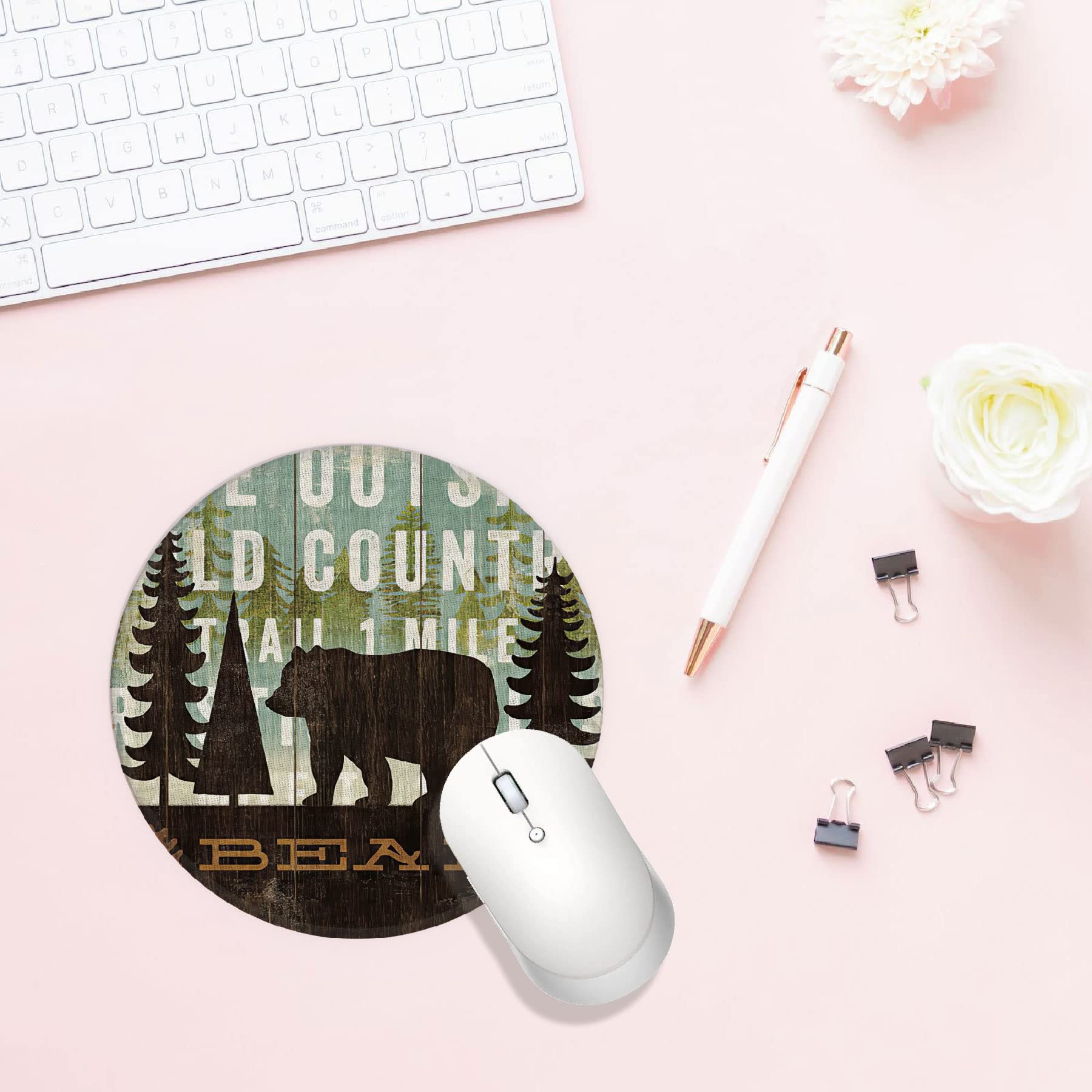 Knibeo Bear Round Mouse Pad - 7.9 X 7.9 Inch Waterproof Distressed Mouse Pad for Wireless Mouse - Cute Bear Themed Office & Gaming Accessory - Perfect Gift for Women, Campers & Bear Lovers - Ideal for Home Office, Gaming Setup & Outdoor Workstations
