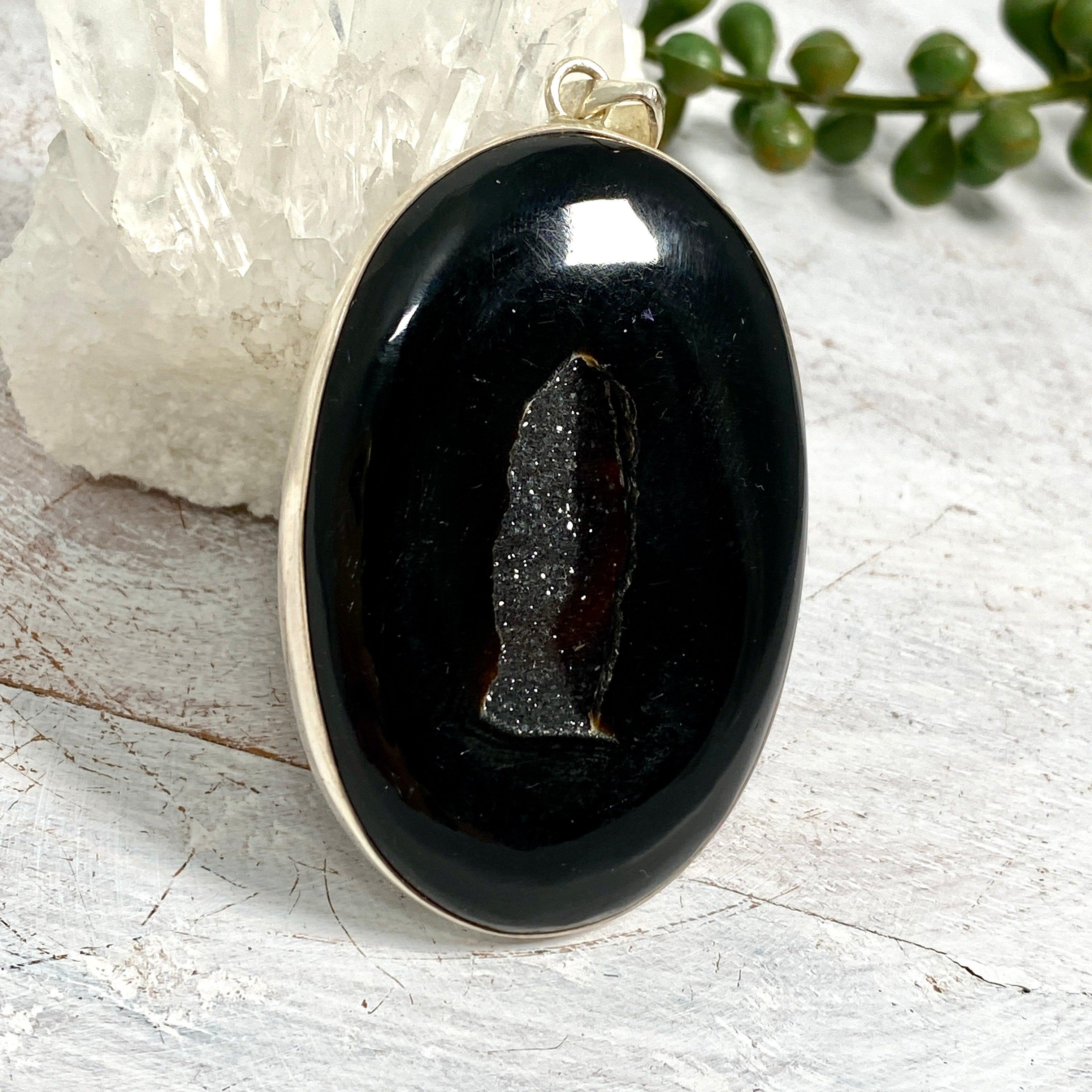 Natural Druzy Black Agate Oval Pendant Necklace KPGJ3175 - Elegant Jewelry for Women, Perfect for Parties & Special Occasions