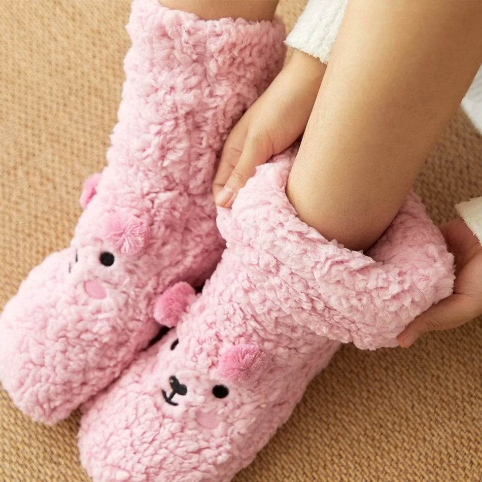 Cozy Fuzzy Bear Socks for Women & Men - Soft Winter Warm Slipper Socks with Non-Slip Grip - Perfect for Christmas Gifts, Home Relaxing & Cold Weather Comfort