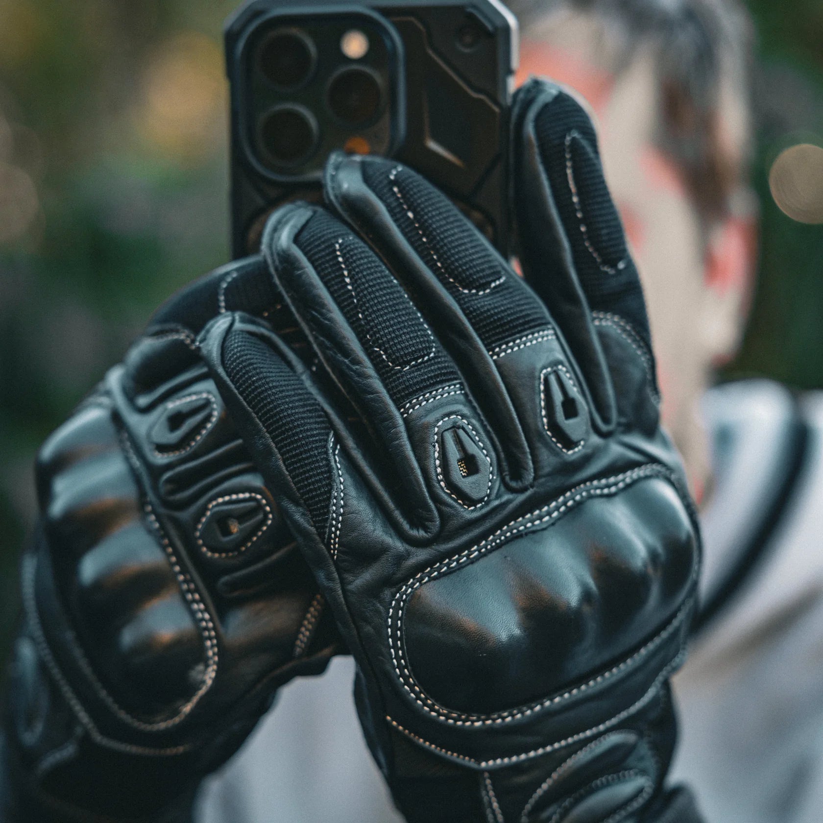 Open Road Hard Knuckle Motorcycle Gloves - Protective Riding Gloves for Men & Women - Durable Leather Biker Gloves for Harley, Cruiser & Street Bikes - Ideal for Long Rides, Commuting & Motorcycle Tours