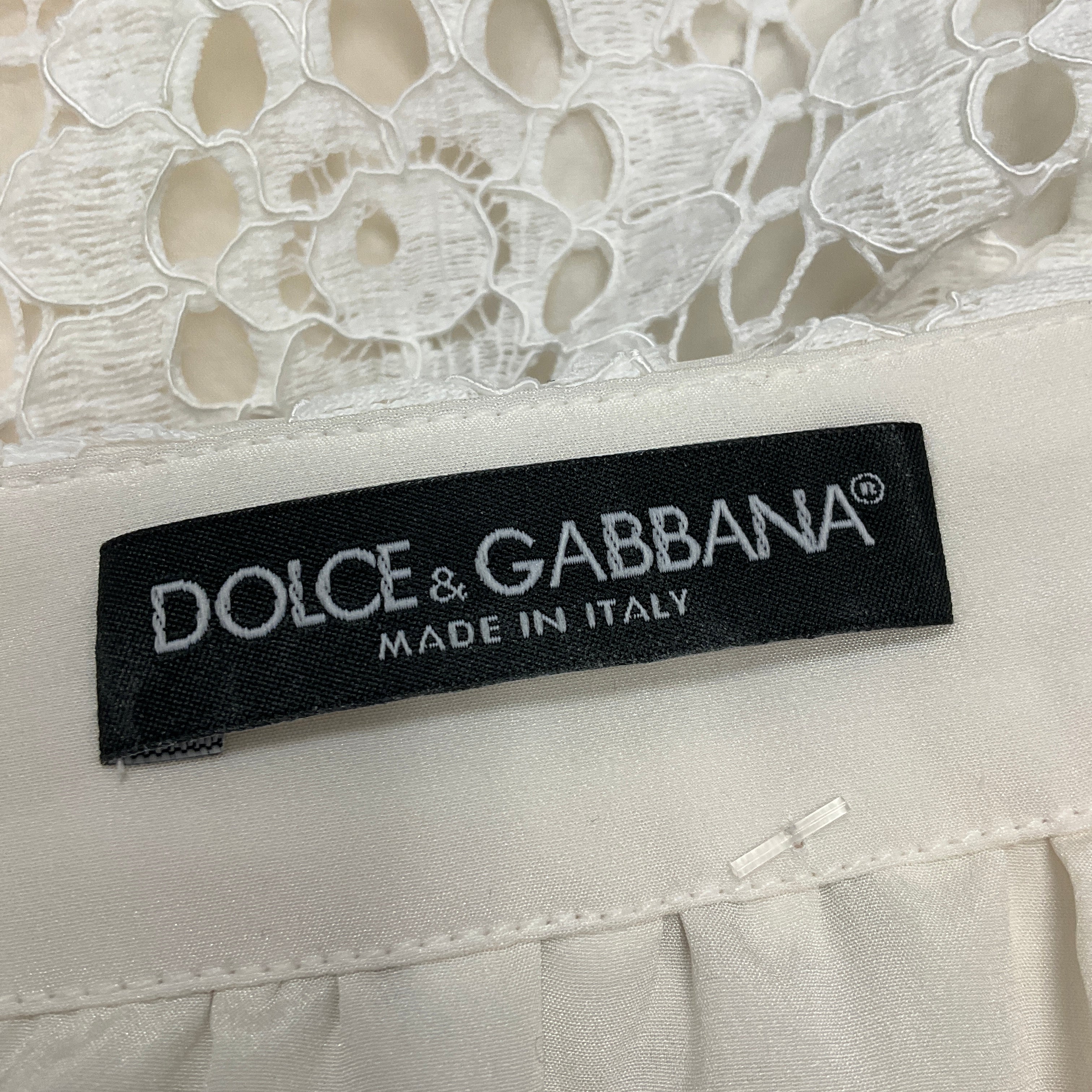 Dolce & Gabbana Women's White Lace Knee-Length Pencil Skirt | Elegant Office Wear & Cocktail Party Dress | Perfect for Business Attire, Date Night & Special Occasions