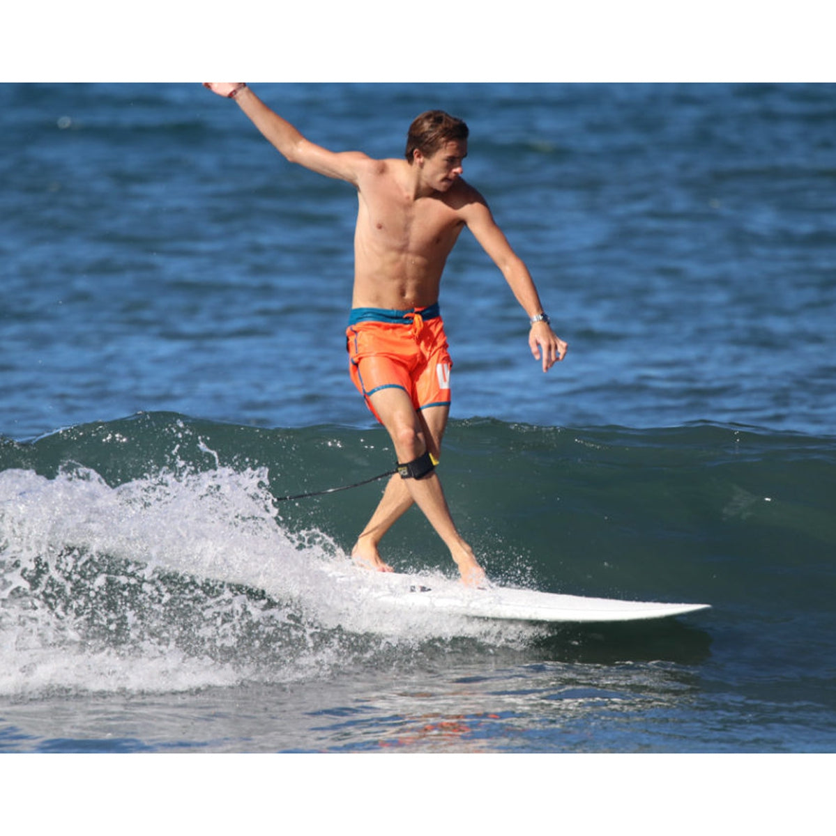 NSP Elements HDT Long 9'0 Surfboard - White FTU Design - Perfect for Beginners & Intermediate Surfers - Great for Small to Medium Waves & Coastal Surfing