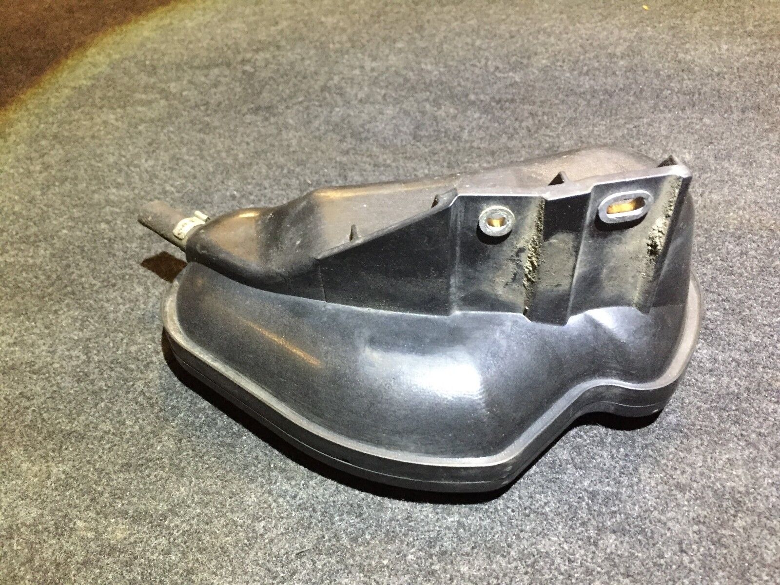 04 05 06 Audi A4 B6 Convertible Vacuum Accumulator Tank Reservoir OEM Replacement Part - Perfect for Engine Performance & Convertible Top Operation