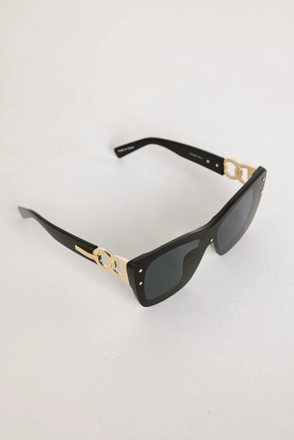 Anastasia Polarized Sunglasses for Women - UV Protection, Fashionable Cat Eye Design - Perfect for Driving, Beach, and Outdoor Activities