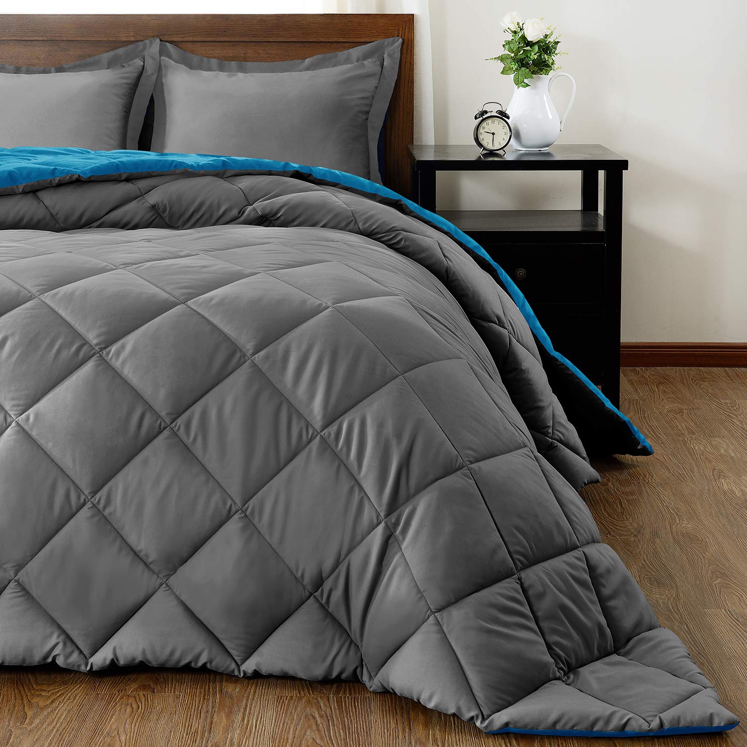 Reversible Down Alternative Comforter Set - 3 Piece Full XL (84