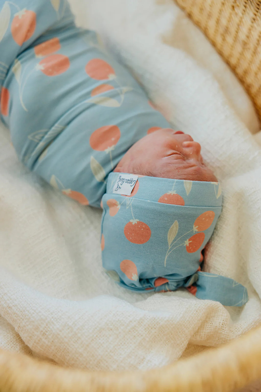 Copper Pearl Clementine Swaddle Blanket - Soft Organic Cotton Baby Wrap for Newborns & Infants - Perfect for Sleeping, Swaddling & Snuggling