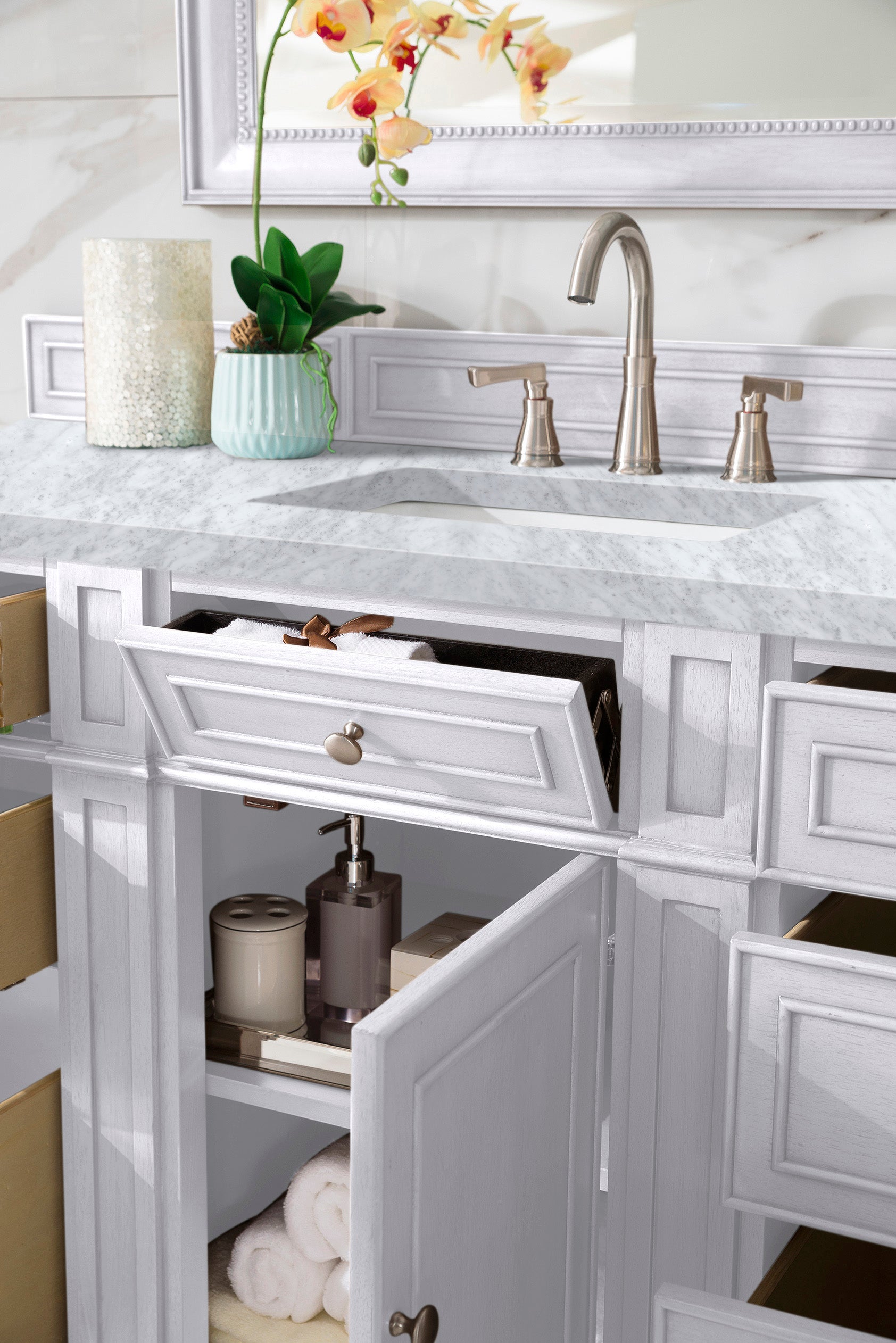 Bristol 60-Inch Single Bathroom Vanity with 3CM Carrara Marble Top in Bright White - Perfect for Modern Master Bathrooms and Guest Bathroom Renovations