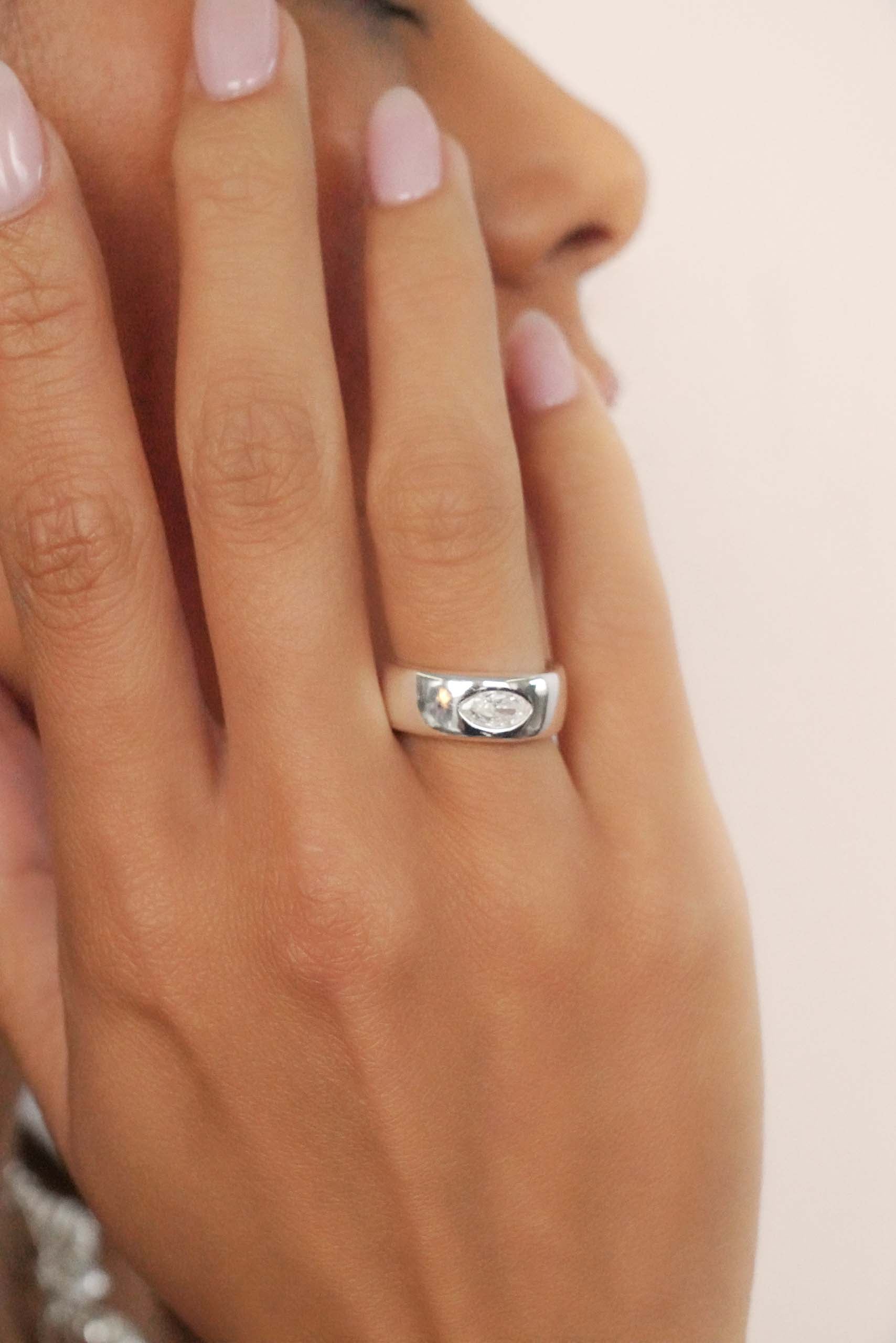 Exquisite Marquise Cut Treasure Ring for Women – Vintage Style Jewelry for Engagement, Wedding & Special Occasions