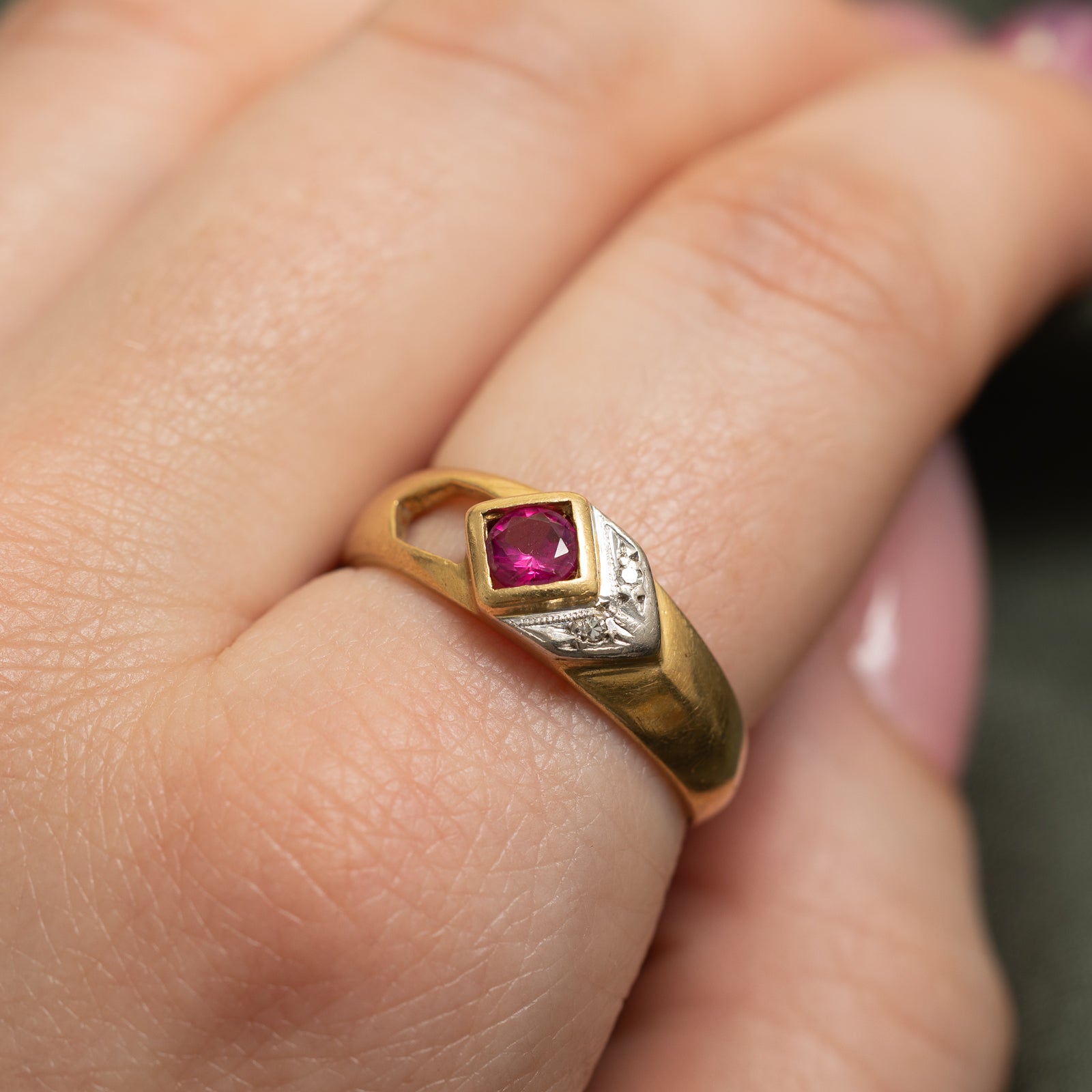 Exquisite 0.35ct Synthetic Ruby & 0.01ctw Diamond Ring - Size 9.5 | Elegant Engagement, Anniversary & Gift Jewelry for Women