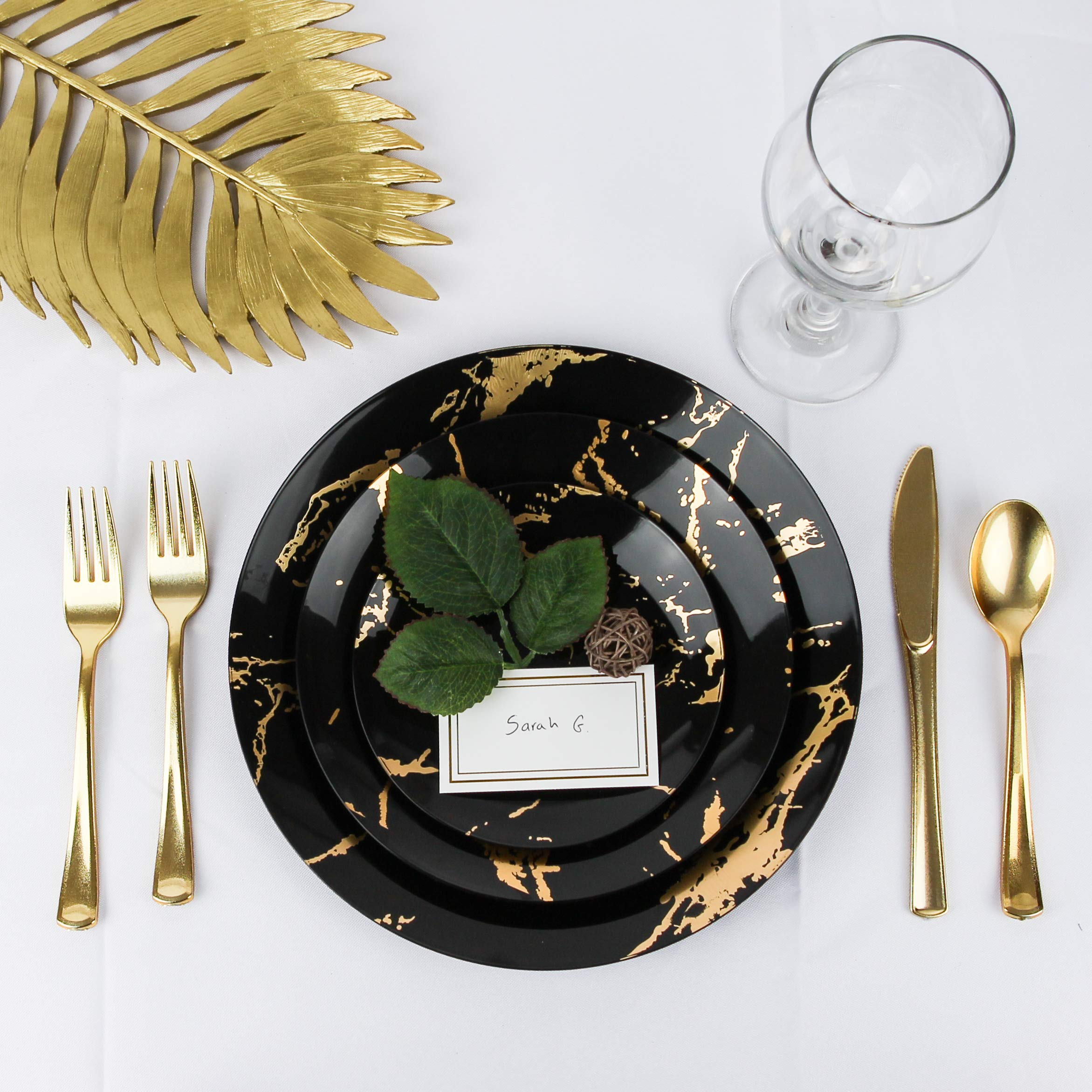 Plasticpro 64-Piece Combo Plates Set - 32x7'' Appetizer Plates & 32x10'' Dinner Plates - Elegant Black Plastic with Gold Stroke Design - Heavyweight Disposable Party Tableware for Weddings, BBQs, and Catering Events