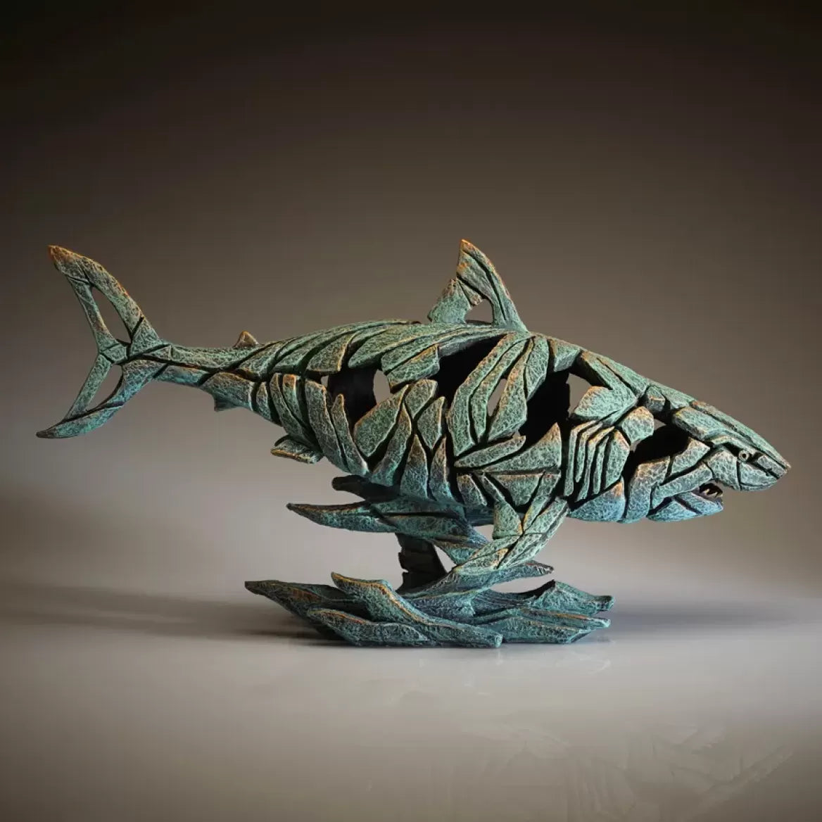 Edge Sculpture Shark Virdi Gris - Modern Abstract Wall Art for Living Room, Office & Bedroom Decor