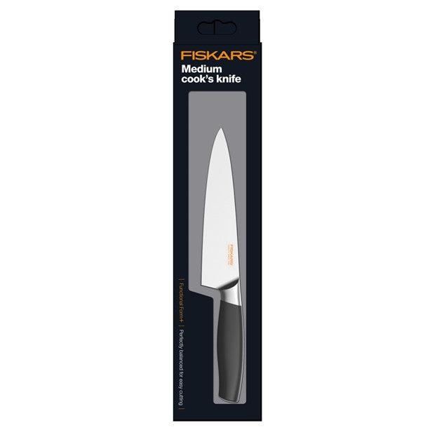 Fiskars Function Form+ M Cooks Knife 17cm - High-Quality Professional Chef Knife for Precise Cutting - Perfect for Home Cooking, Restaurant Use & Food Preparation