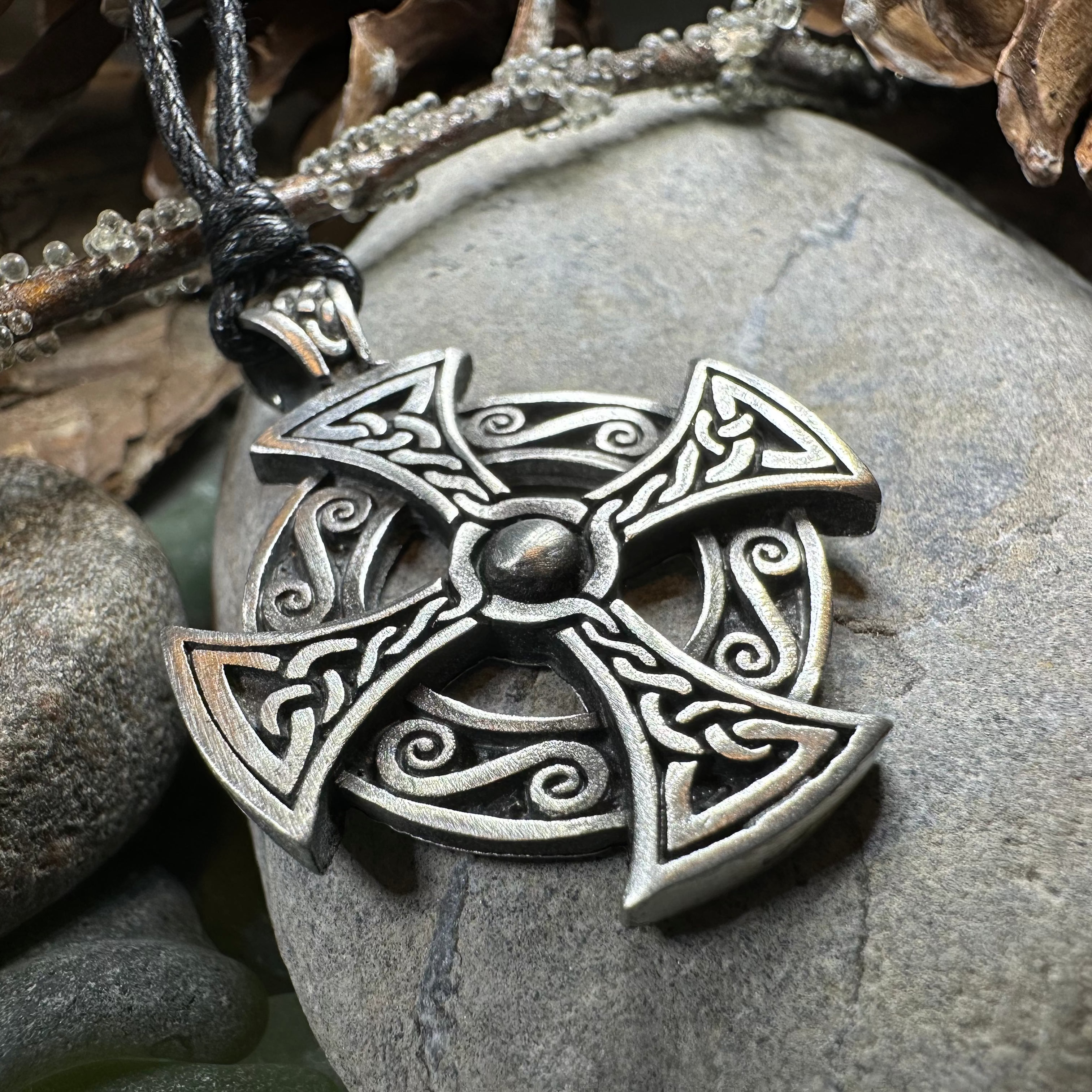 Honor Celtic Cross Necklace for Women & Men - Stainless Steel Religious Pendant with 18