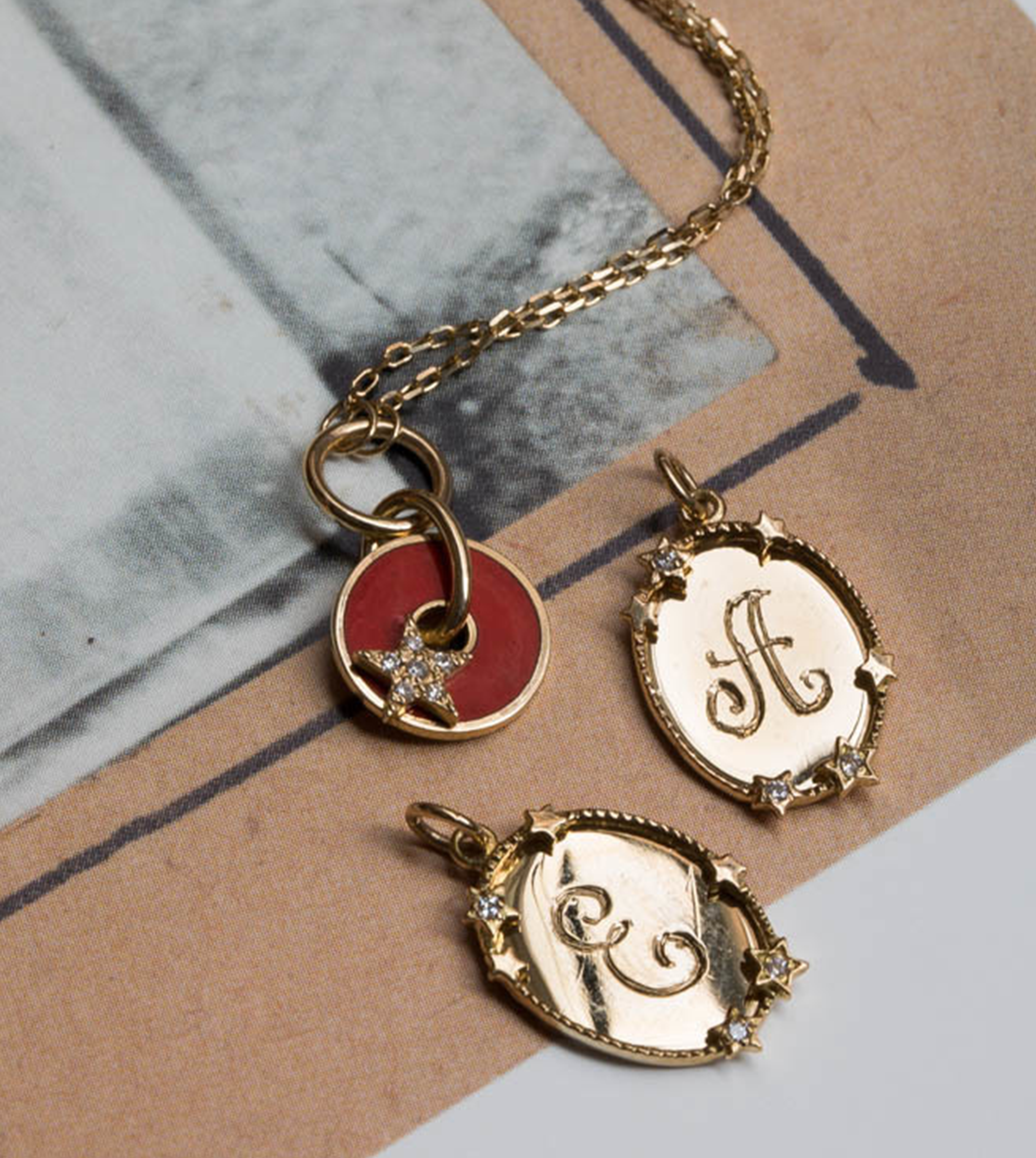 Personalized Mini Engraved Oval Disk - Custom Name Necklace for Women, Gift for Mom, Wife, Daughter - Perfect for Anniversaries, Birthdays & Special Occasions