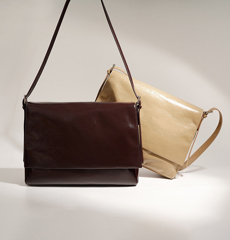 Stylish Compact Flap Shoulder Bag for Women - Lightweight Crossbody Purse with Adjustable Strap, Perfect for Travel, Work, and Everyday Use