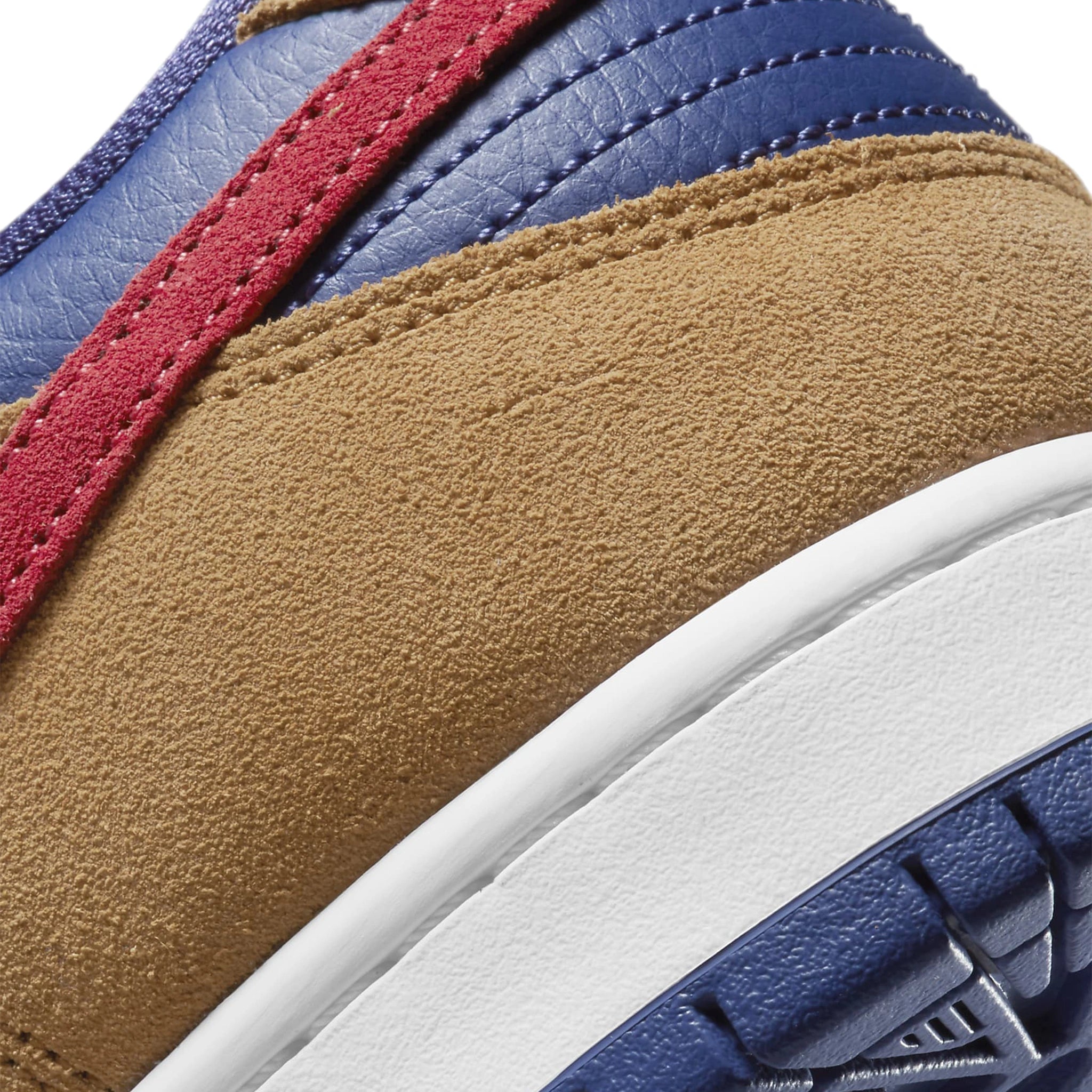 Nike SB Dunk Low Reverse Papa Bear Sneakers - Men's Skateboarding Shoes for Streetwear & Casual Wear - Perfect for Skating, Urban Fashion & Everyday Comfort