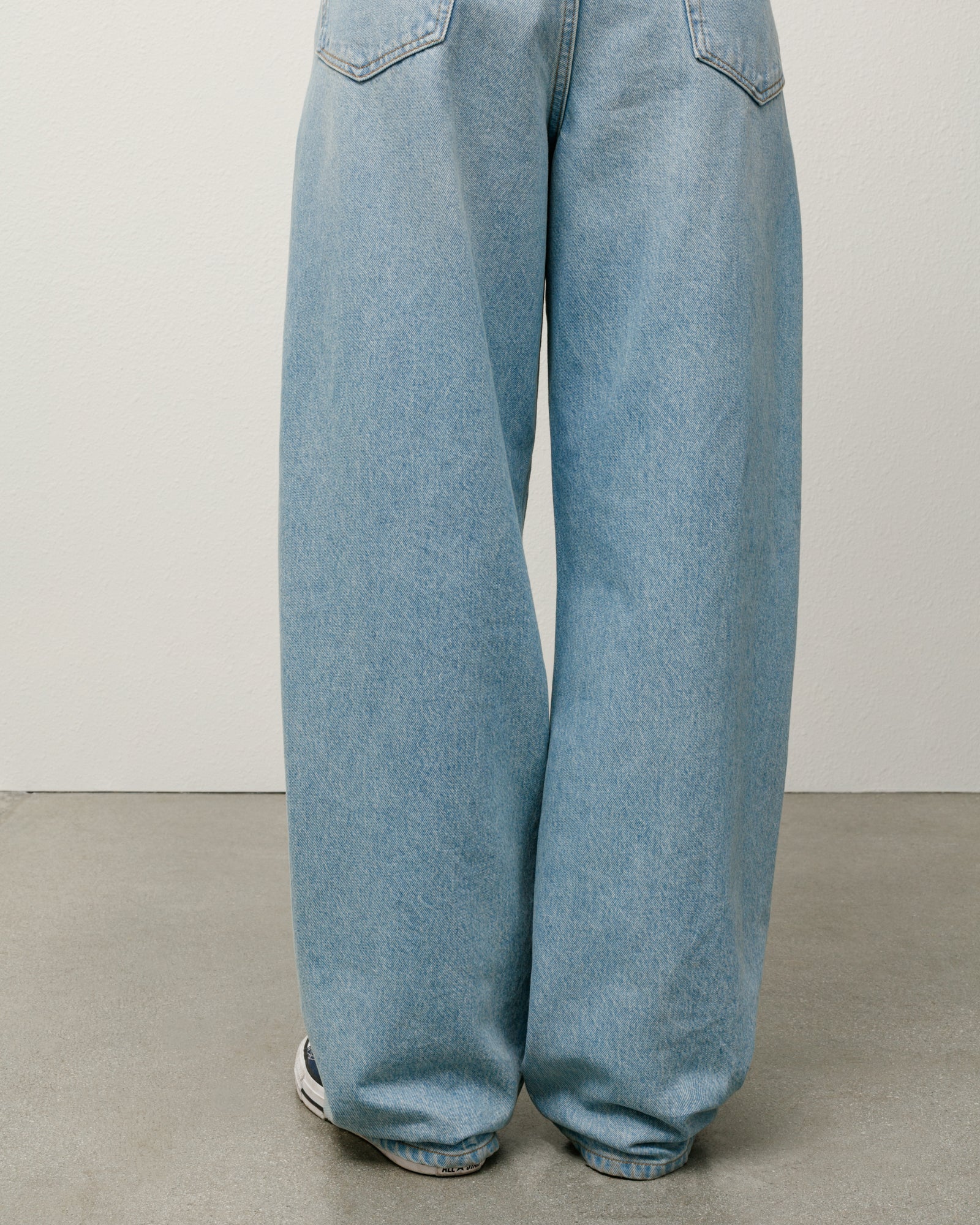 Relaxed Fit Stretch Denim Jeans for Women - Comfortable Casual Pants for Everyday Wear, Work & Weekend Outings
