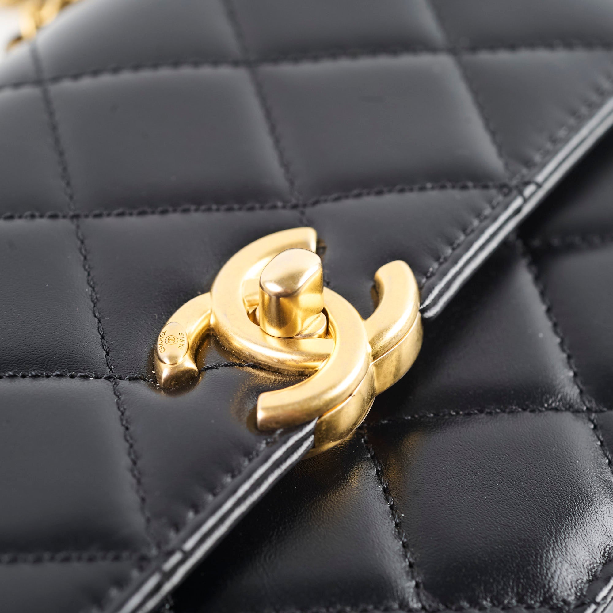 Chanel Perfect Fit Flap Bag Black Microchipped 2023 - Luxury Designer Handbag for Women, Everyday Use & Special Occasions