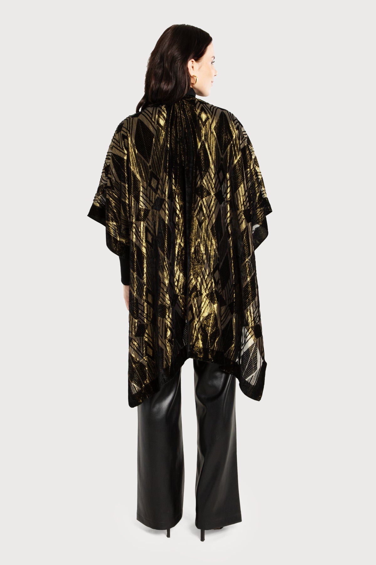 Luxury Diamond Velvet Kimono Robe for Women - Soft & Elegant Loungewear for Spa, Bridal Party, and Home Relaxation