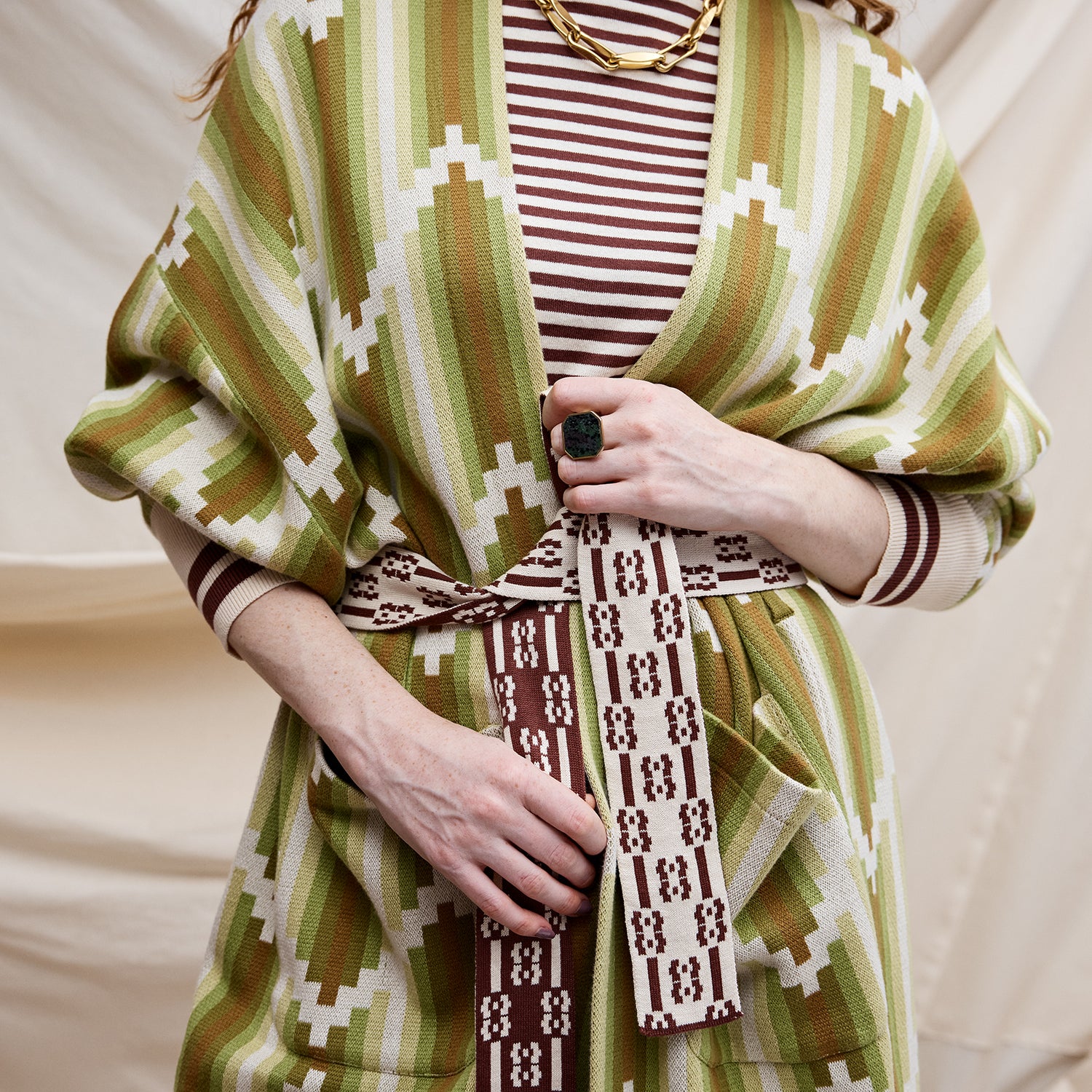 Luxury Nisha Jacquard Robe for Women - Elegant Floral Kimono Robe with Pockets - Perfect for Spa, Bridal Shower & Loungewear