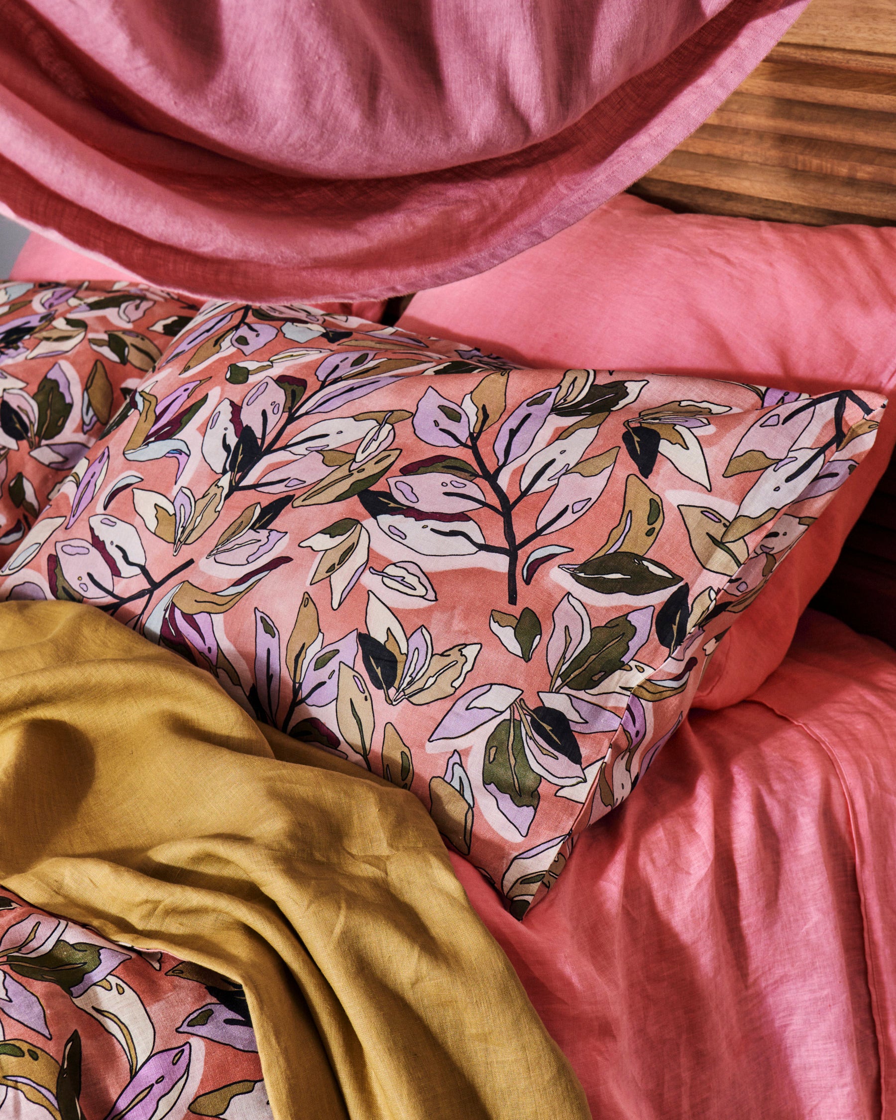 Premium Costa Rican Linen Pillowcases - Breathable & Hypoallergenic Bedding Set for Hot Sleepers - Perfect for Summer Nights & Eco-Friendly Home Decor