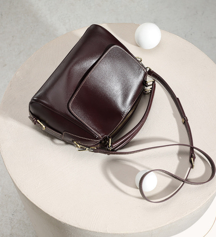 Stylish Convertible Tote Bag for Women - Fashionable Shoulder Bag & Crossbody Purse - Perfect for Work, Travel & Everyday Use