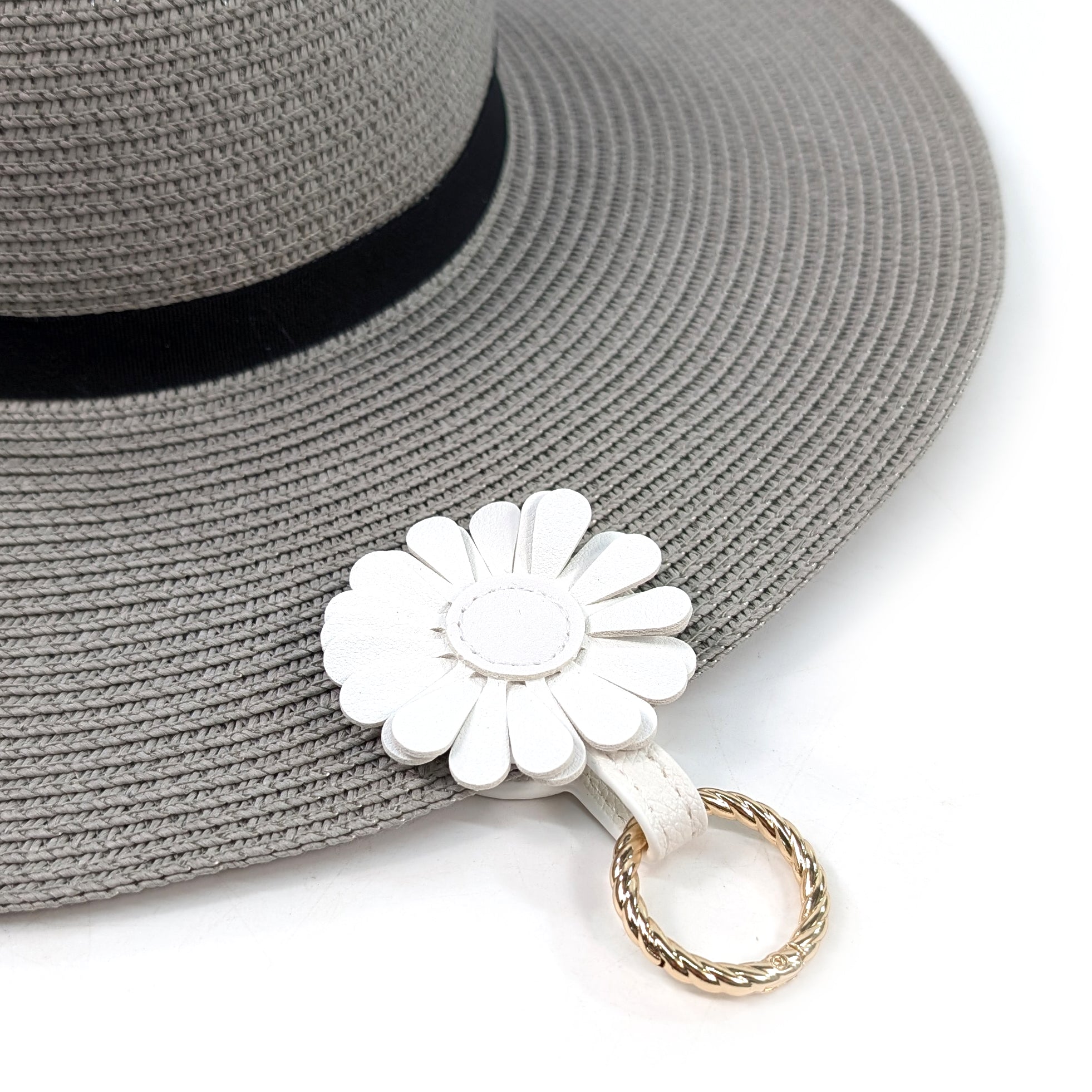 White Flower Magnet Holder for Refrigerator - Perfect for Kitchen, Office & Home Decor