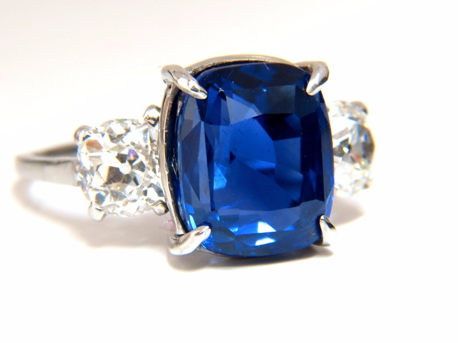 9.23ct Natural No Heat Sri Lanka Sapphire & Diamond Platinum Ring - AGL Certified | Elegant Engagement, Anniversary & Special Occasion Jewelry