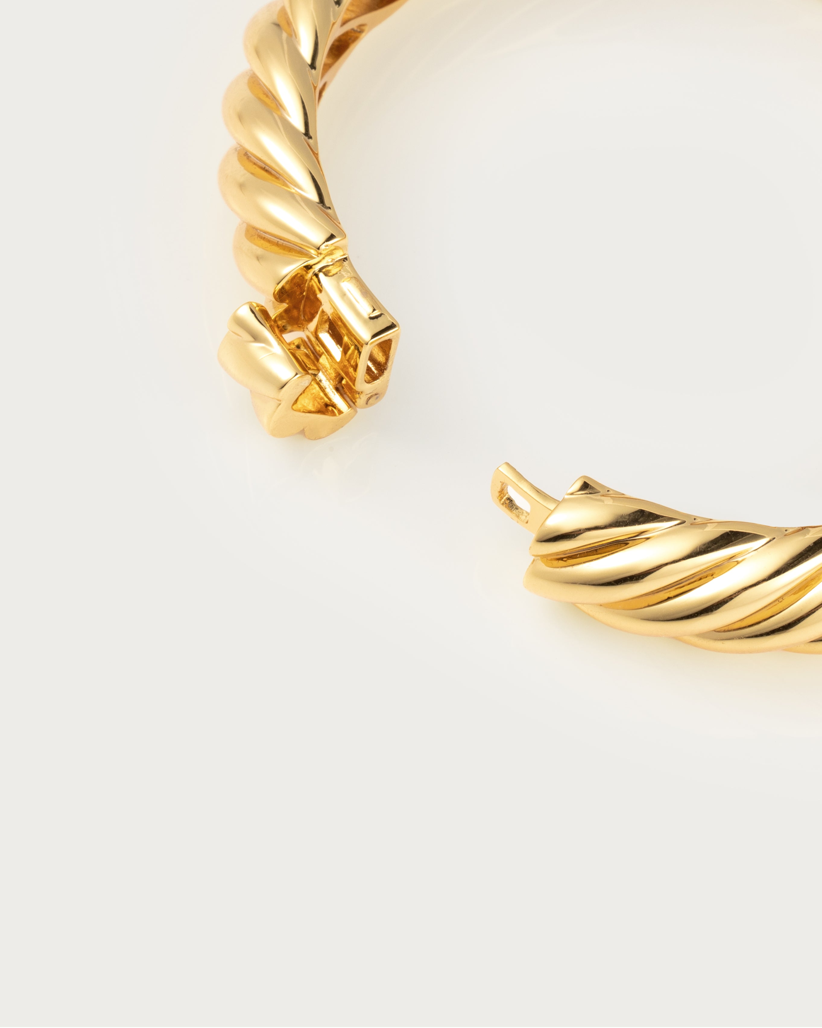 Chunky Gold Braided Bangle Bracelet for Women - Elegant Stackable Jewelry for Parties, Weddings & Everyday Wear
