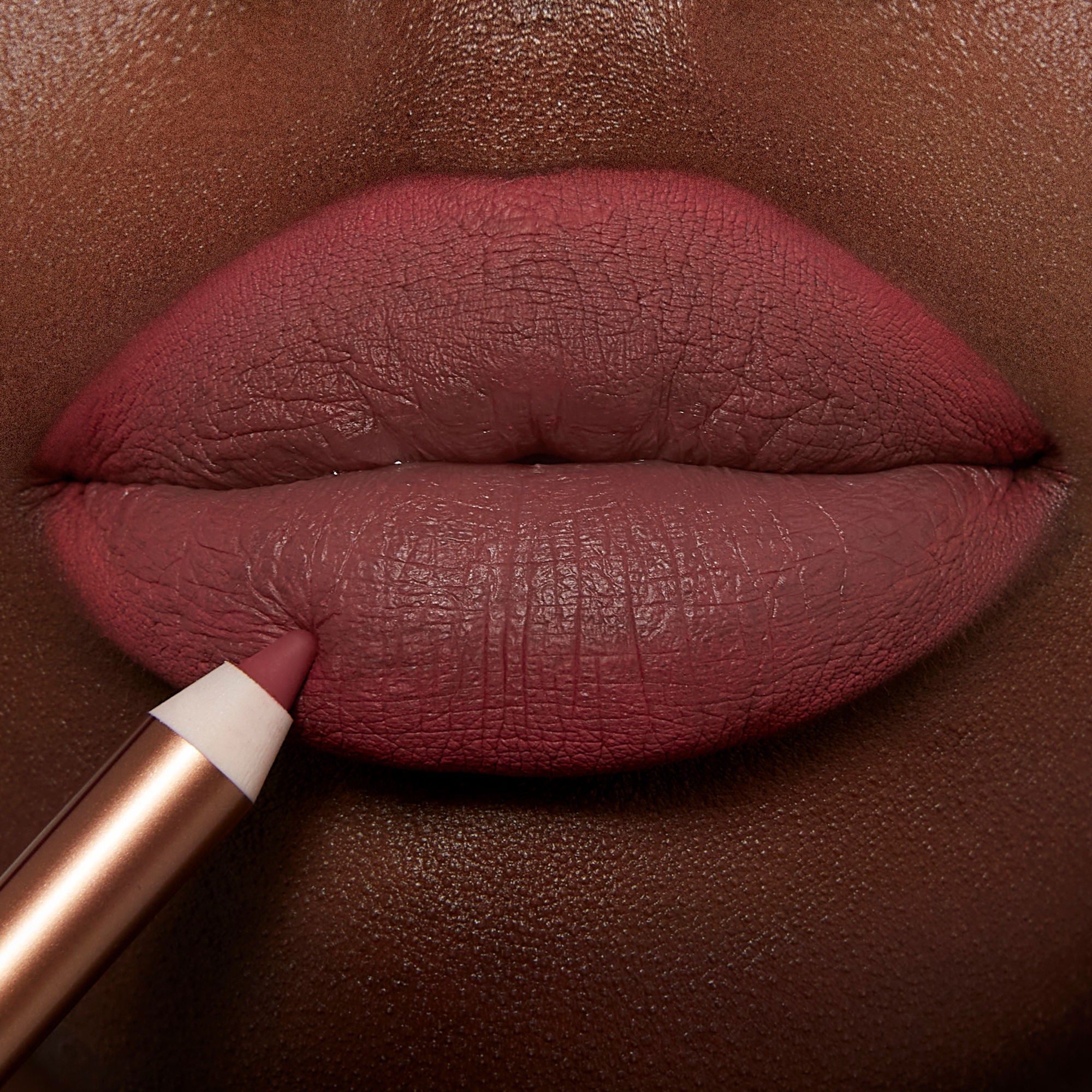 Charlotte Tilbury Lip Cheat Lip Liner - Long-Lasting, Waterproof Lip Pencil for Precise Definition & Fuller Lips | Perfect for Everyday Wear, Date Night & Special Occasions