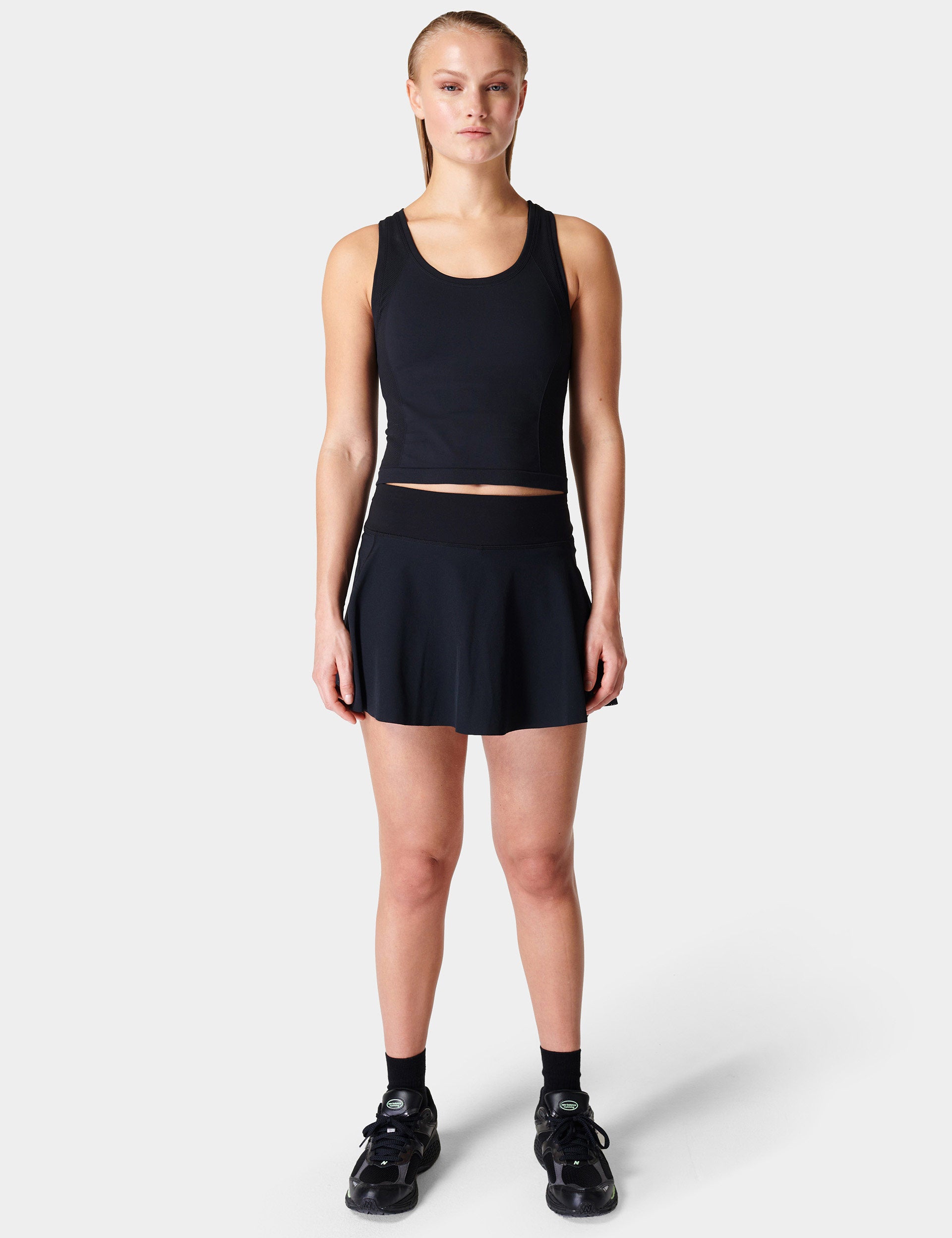 Seamless Gym Vest for Women - High Performance Workout Top - Breathable & Comfortable for Yoga, Running & Fitness - Black
