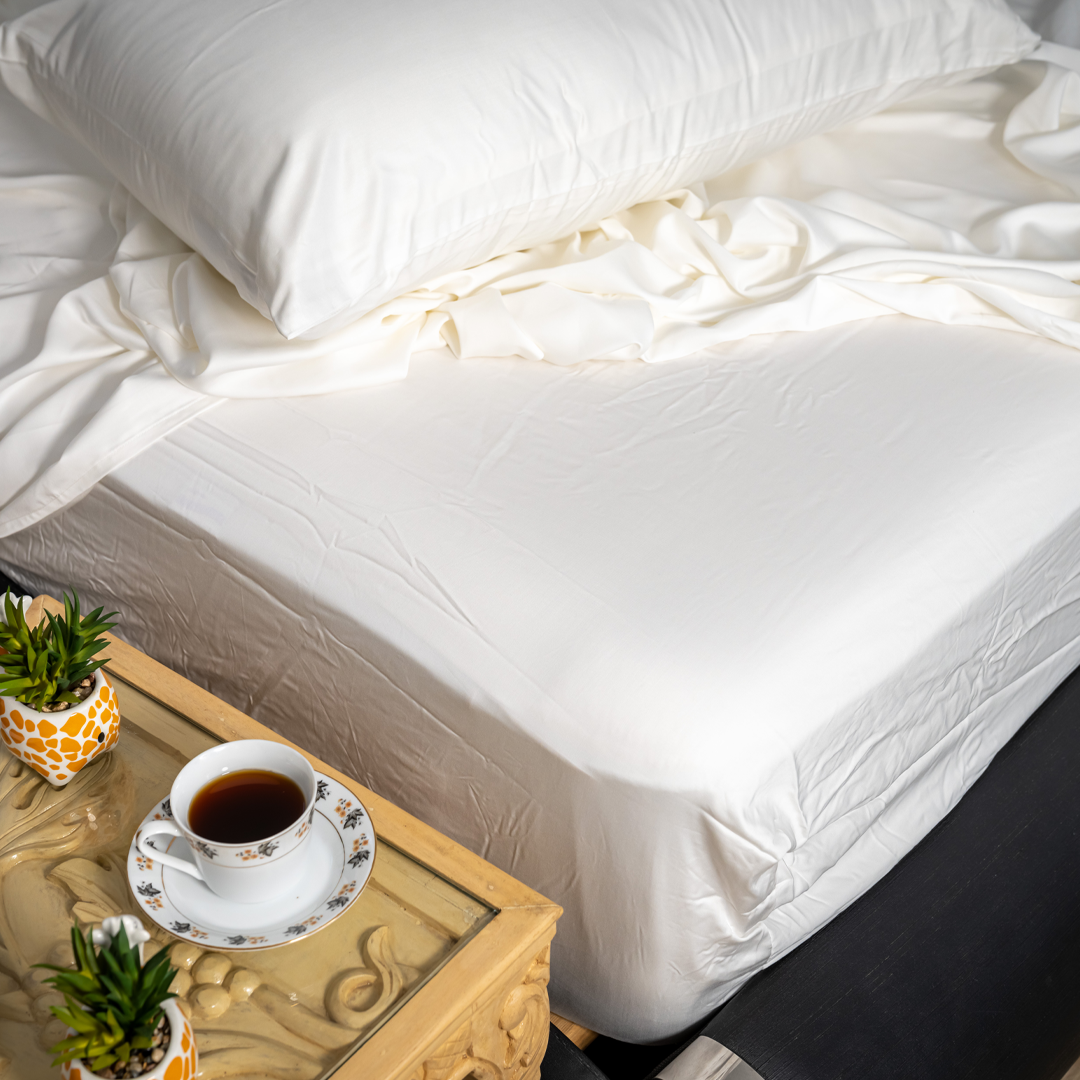 Premium 100% Lyocell King Size Bed Sheet Set - Soft, Breathable & Eco-Friendly Luxury Bedding for Master Bedroom, Guest Room or Vacation Home