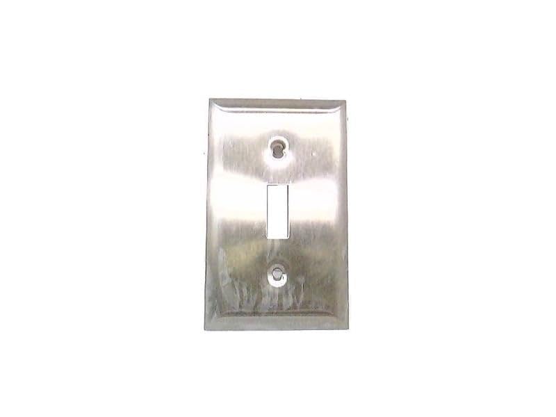 SP-402 1 Gang Toggle Light Switch Cover, 2.5