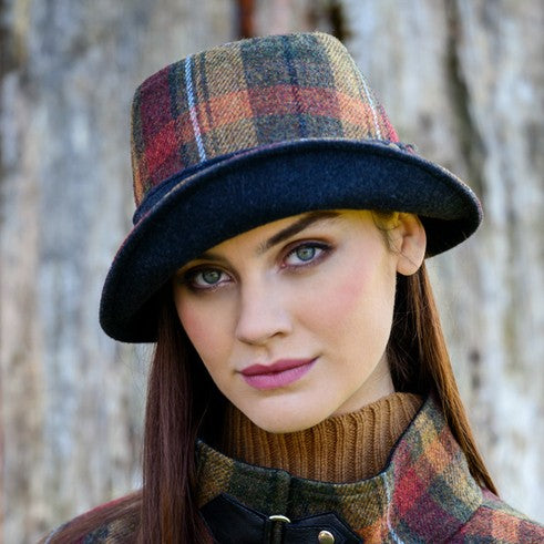 Irish Wool Clodagh Hat for Women & Men - Warm Winter Beanie in 10 Colors | Soft Merino Wool Knit Cap for Outdoor Activities, Skiing, Hiking & Cold Weather