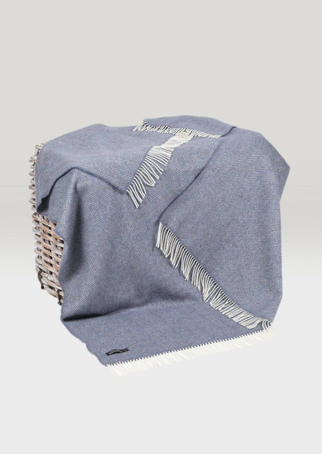 John Hanly Oversized Cashmere Throw Blanket - Soft Luxury Denim Blue Wrap for Sofa, Bed & Travel - Cozy Winter Shawl & Home Decor Gift