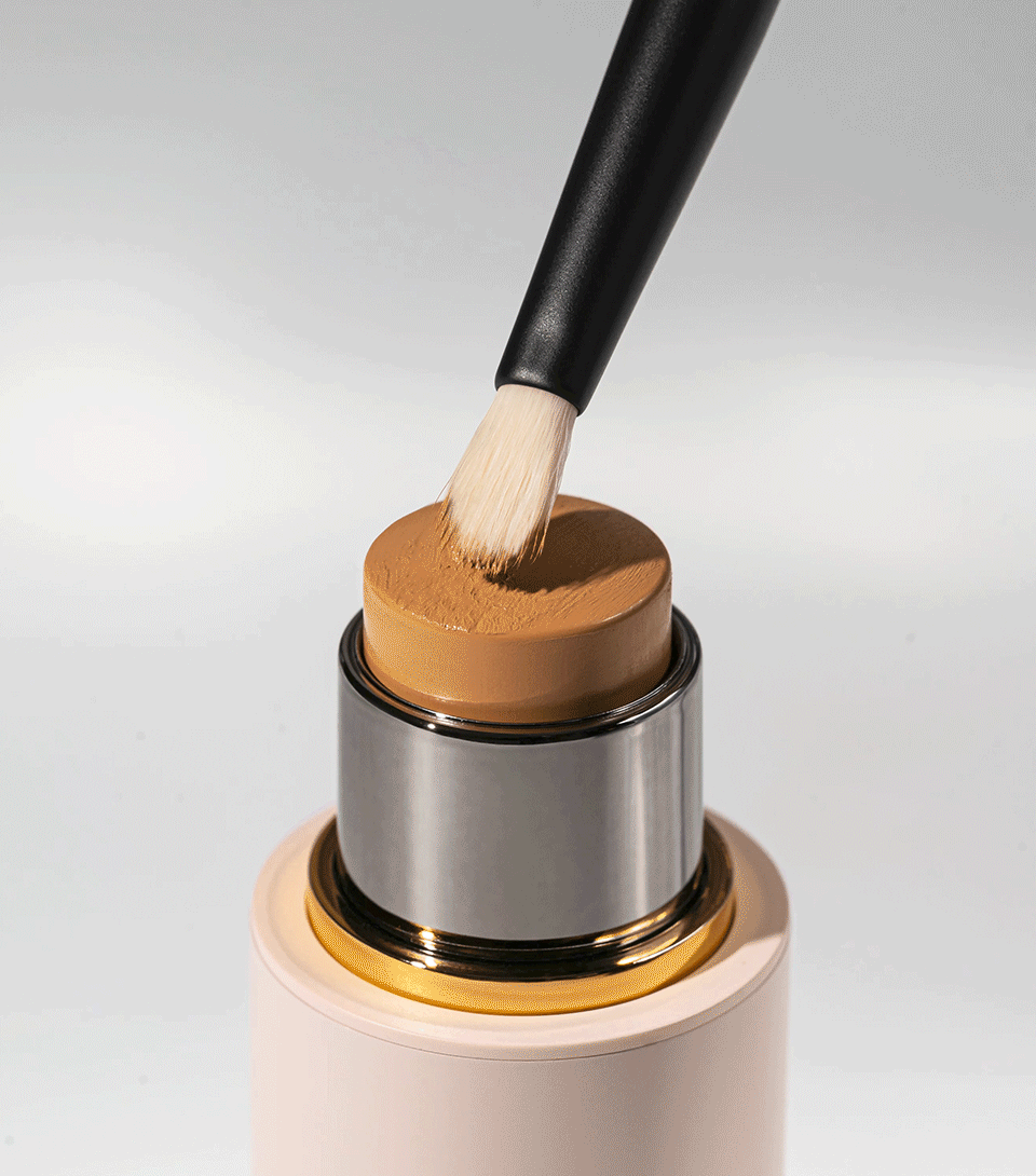 Professional Spot Check Brush for Makeup & Skincare - Perfect for Touch-Ups, Blending, and Precision Application