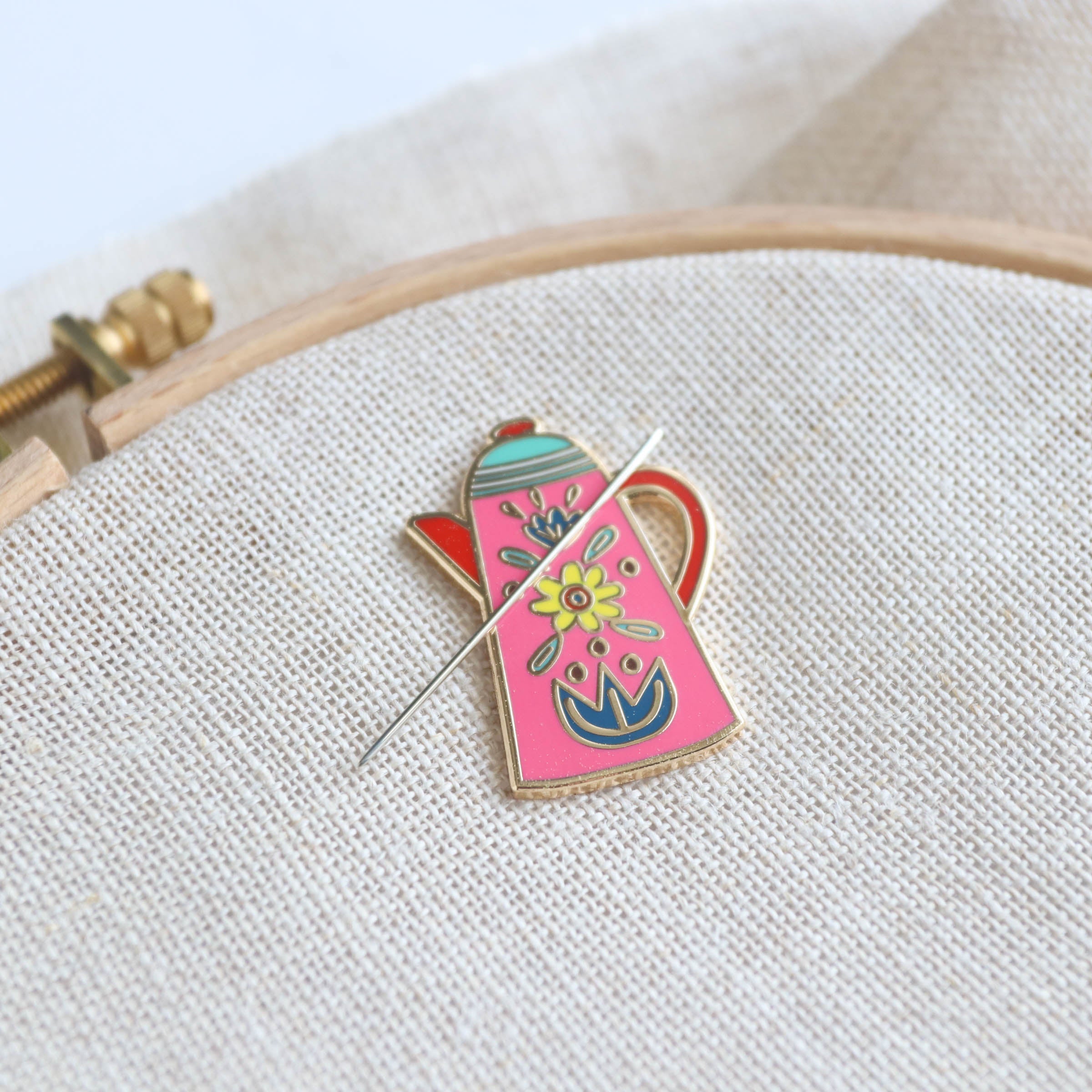 Magnetic Needle Minder for Embroidery - Pink Teapot Design - Perfect for Cross Stitch, Sewing & Craft Projects - Strong Magnet Holds Needles Securely