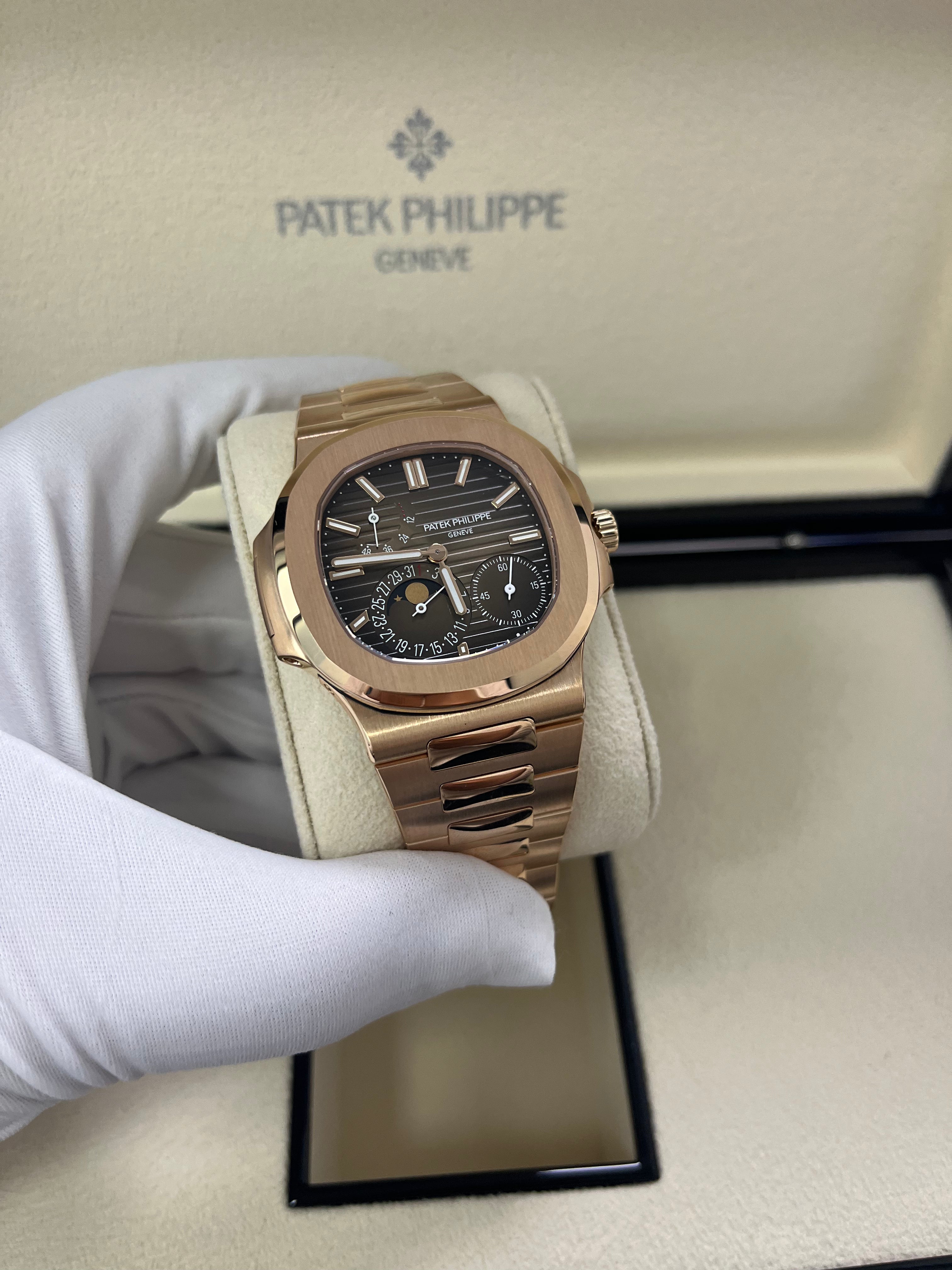 Patek Philippe Nautilus 5712/1R-001 Moon Phase Watch - 40mm Rose Gold Case with Brown Black Dial - Luxury Swiss Automatic Watch for Men - Perfect for Business, Gala Events & Collectors