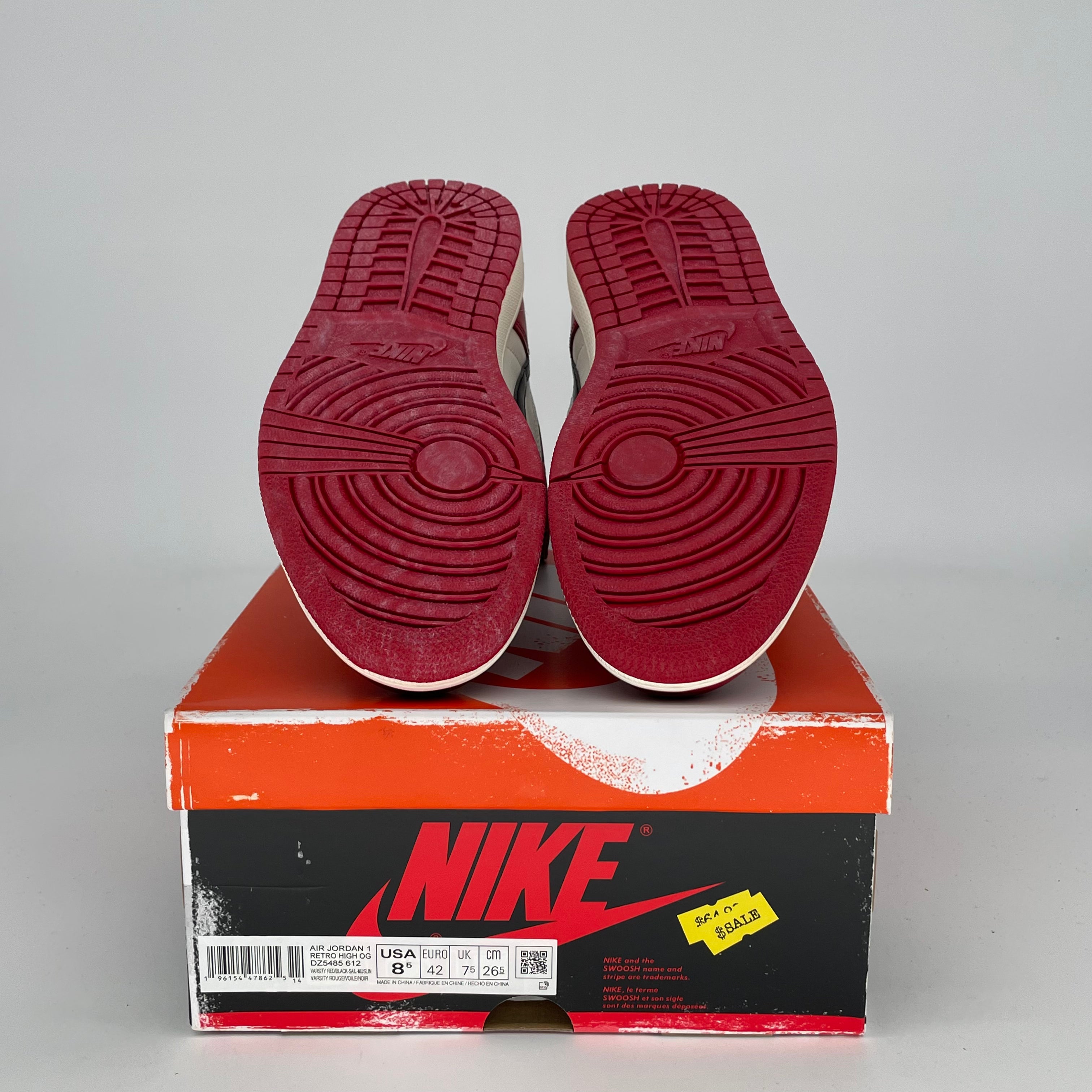Air Jordan 1 Chicago Lost and Found Sneakers - Men's Size 8.5/Women's Size 10 (DZ5485-612) - Retro Basketball Shoes for Casual Wear & Street Fashion