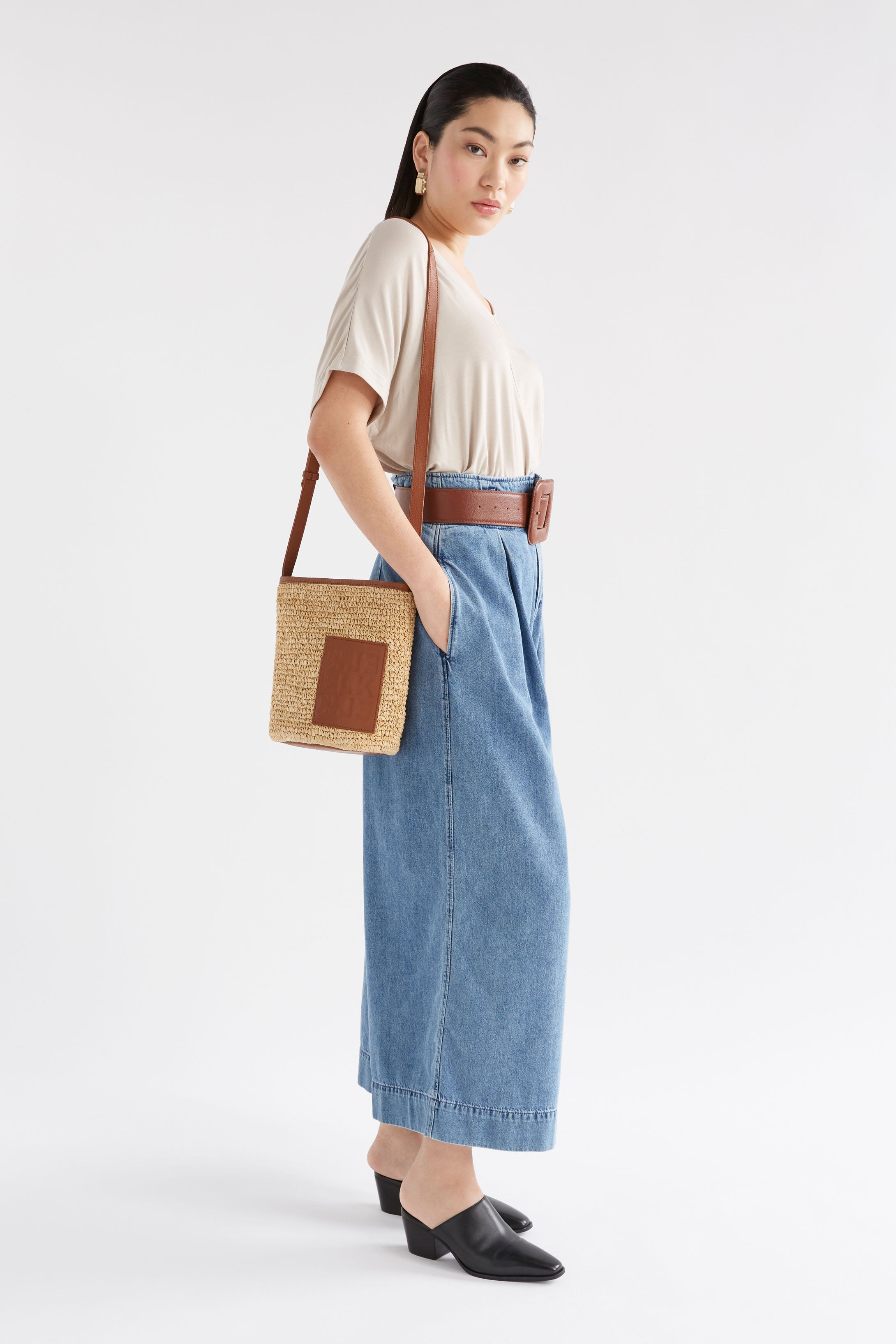 Korsa Crossbody Bag for Women - Stylish & Lightweight Shoulder Purse - Perfect for Travel, Shopping & Everyday Use