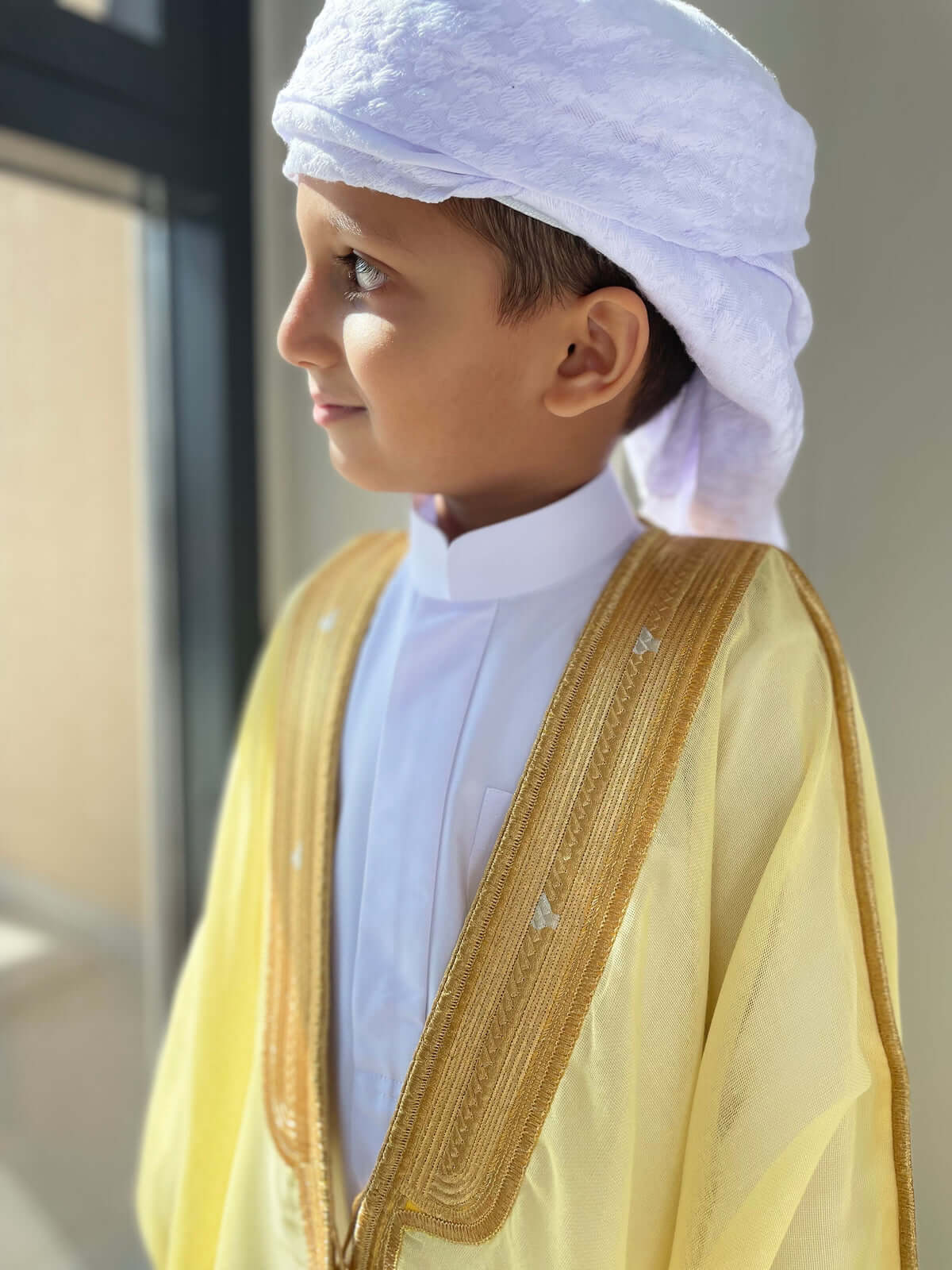 Yellow Kids Bisht - Traditional Arabic Cloak for Boys & Girls - Perfect for Eid, Weddings & Special Occasions