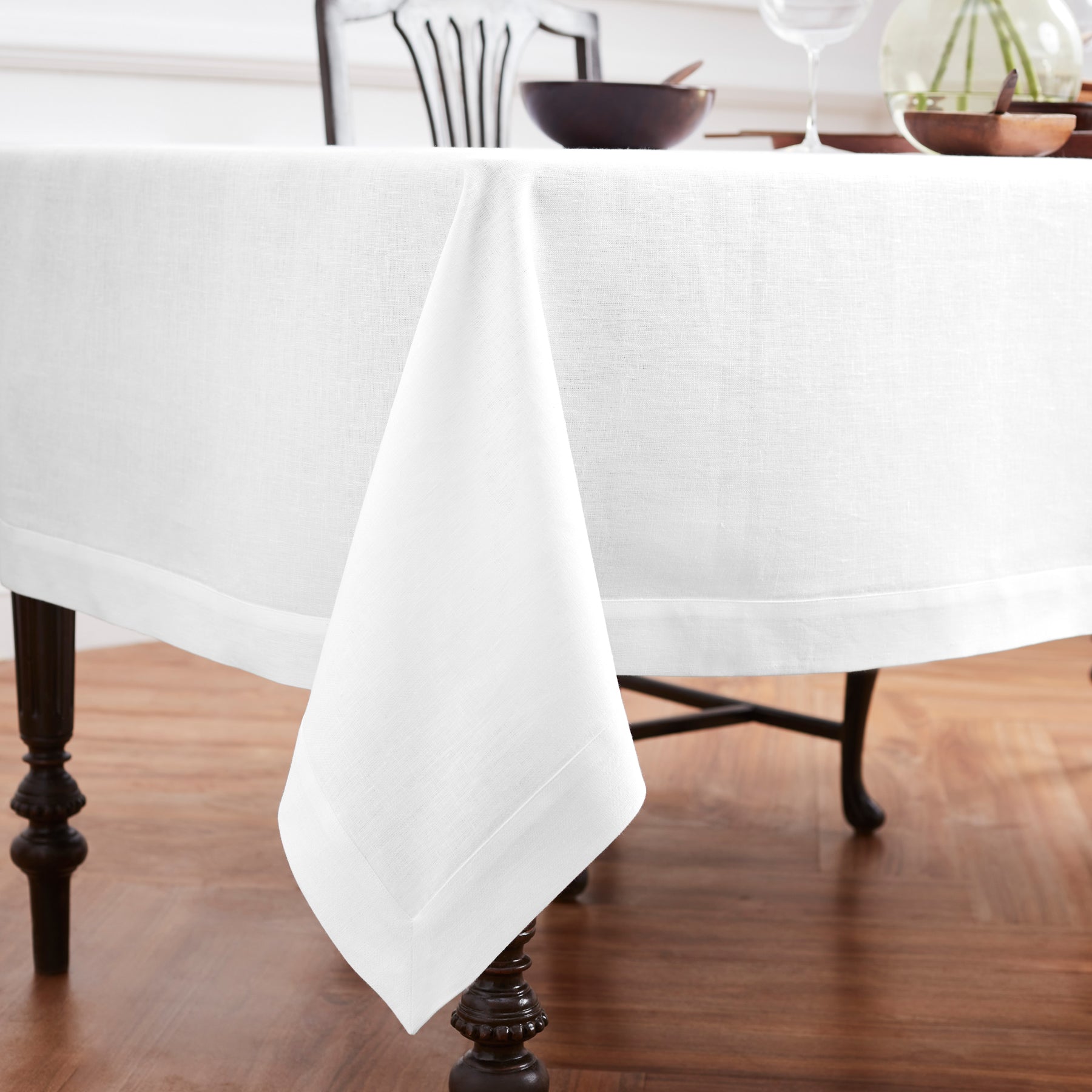 Premium Diana Medium Weight Tablecloth - Elegant & Durable for Dining, Parties, and Special Events - Perfect for Home, Restaurants, and Catering