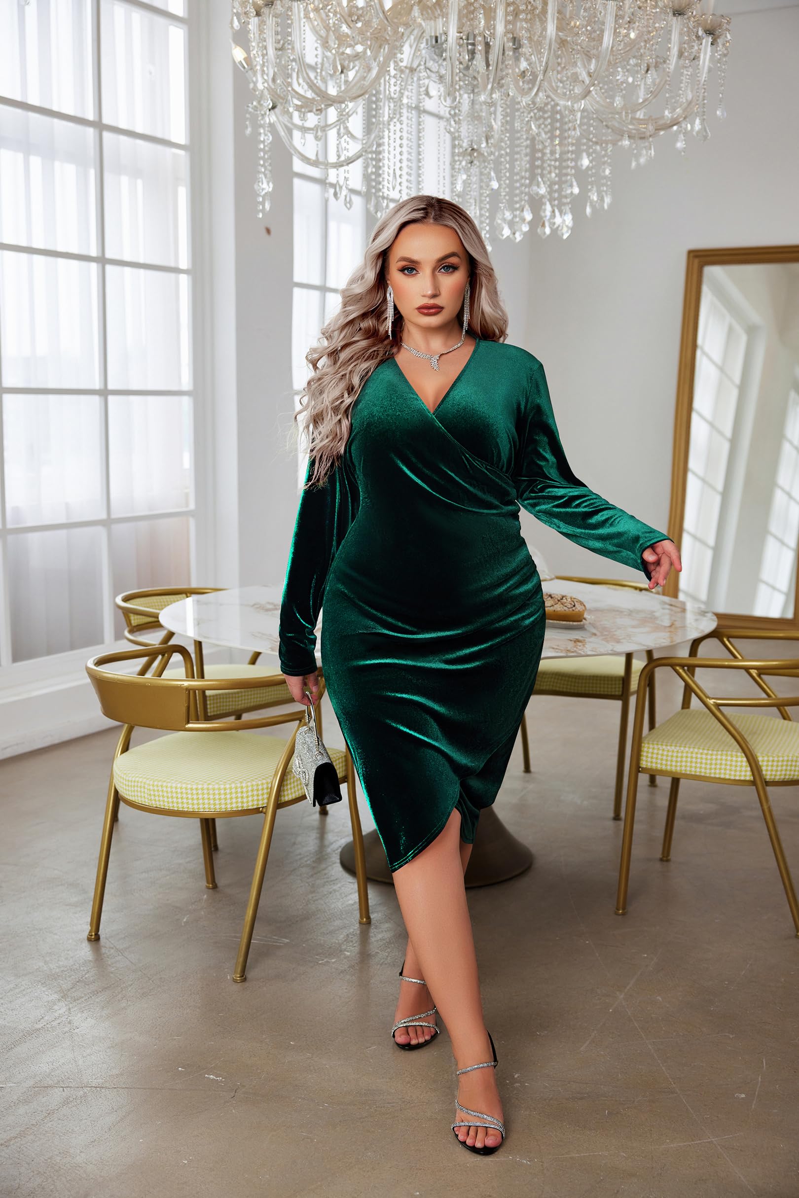 IN'VOLAND Women's Plus Size Long Sleeve Velvet Bodycon Dress - Ruched Wrap V-Neck Cocktail Party Dress for Holiday, Christmas, Wedding & Evening Events